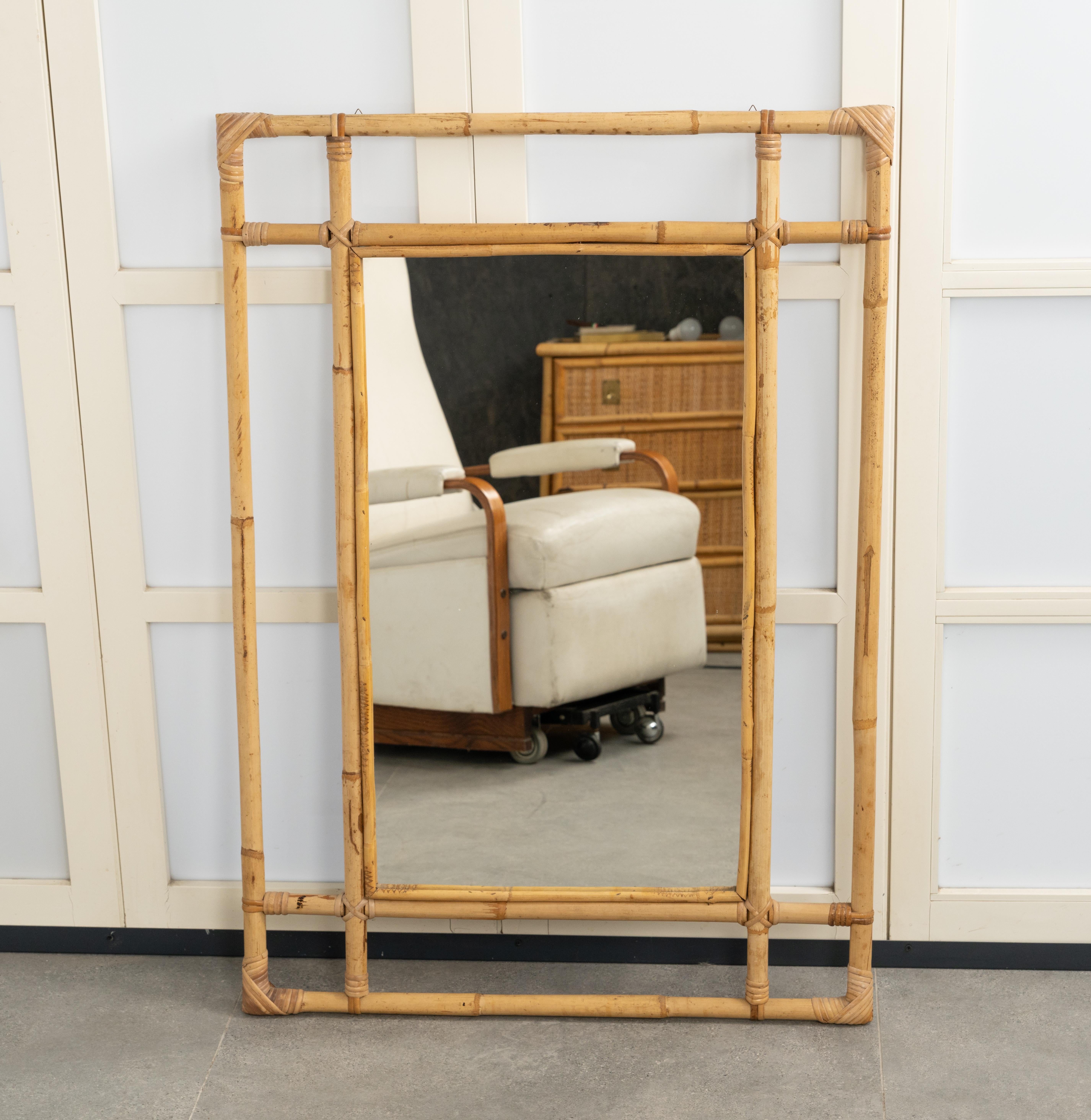 Midcentury Bamboo and Rattan Rectangular Wall Mirror, Italy 1970s For Sale 1