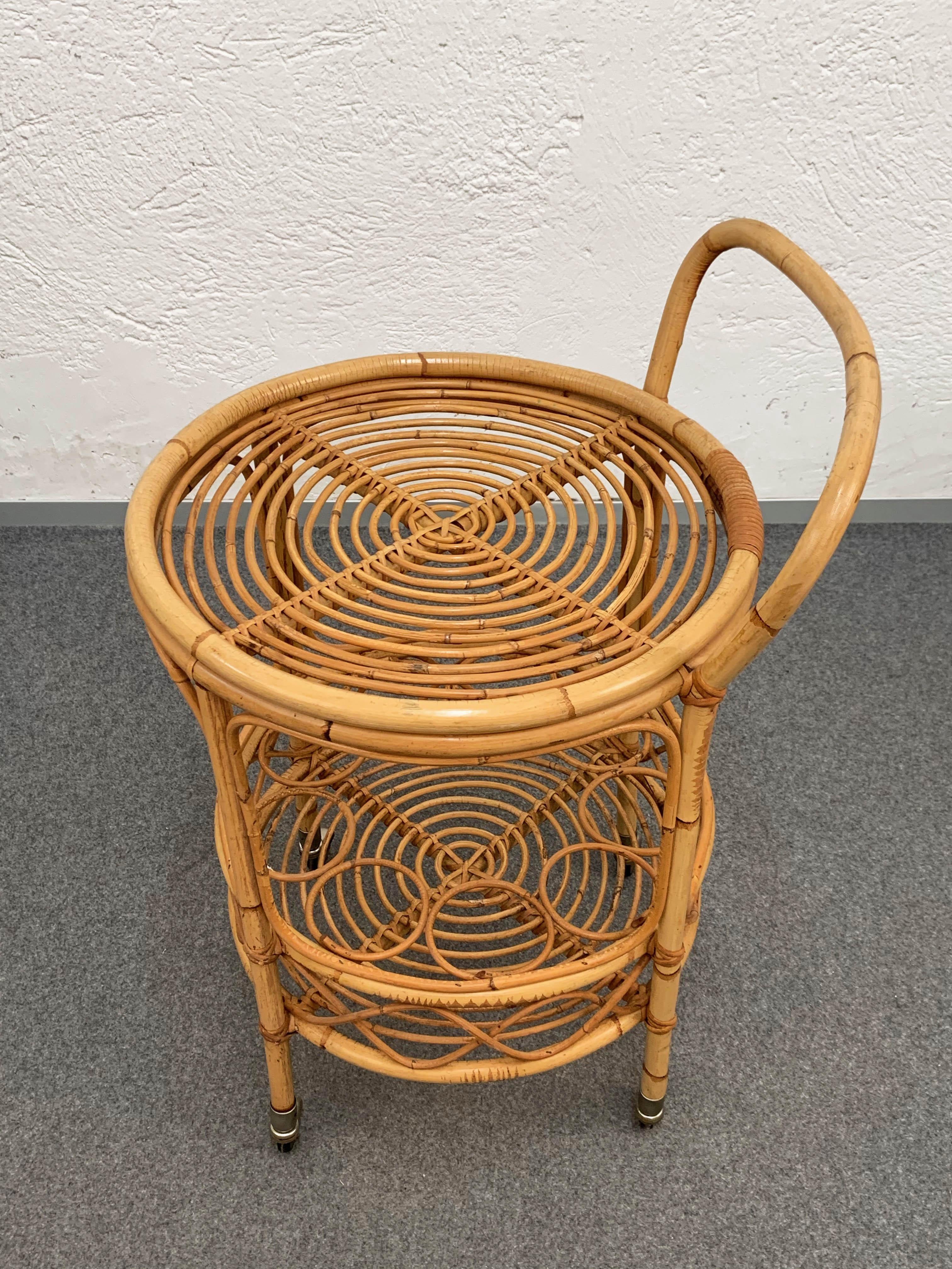 Midcentury Bamboo and Rattan Round Italian Service Side Bar Cart, 1960s 4