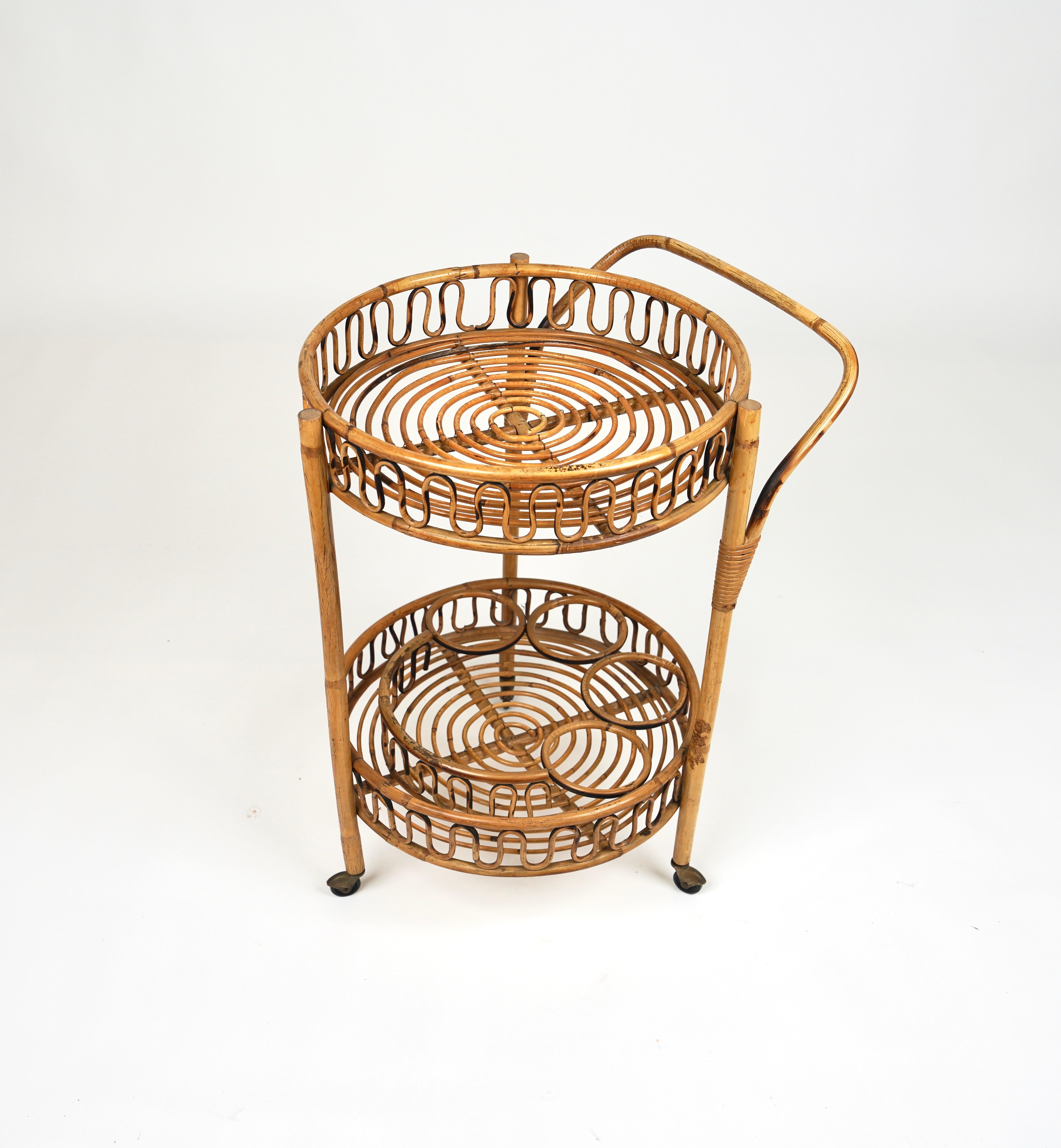 Mid-20th Century Midcentury Bamboo and Rattan Round Serving Bar Cart Trolley, Italy, circa 1960s For Sale