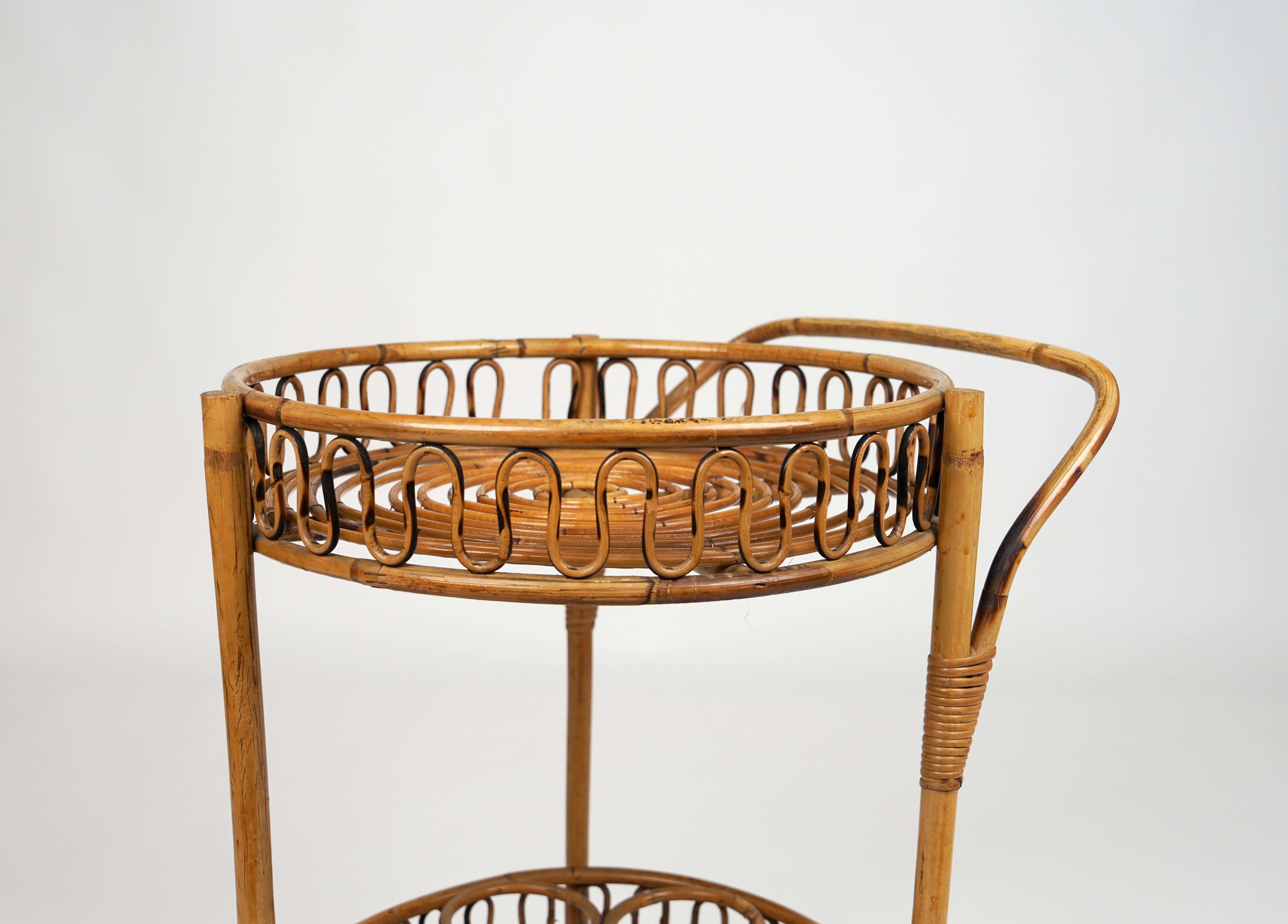 Midcentury Bamboo and Rattan Round Serving Bar Cart Trolley, Italy, circa 1960s For Sale 3