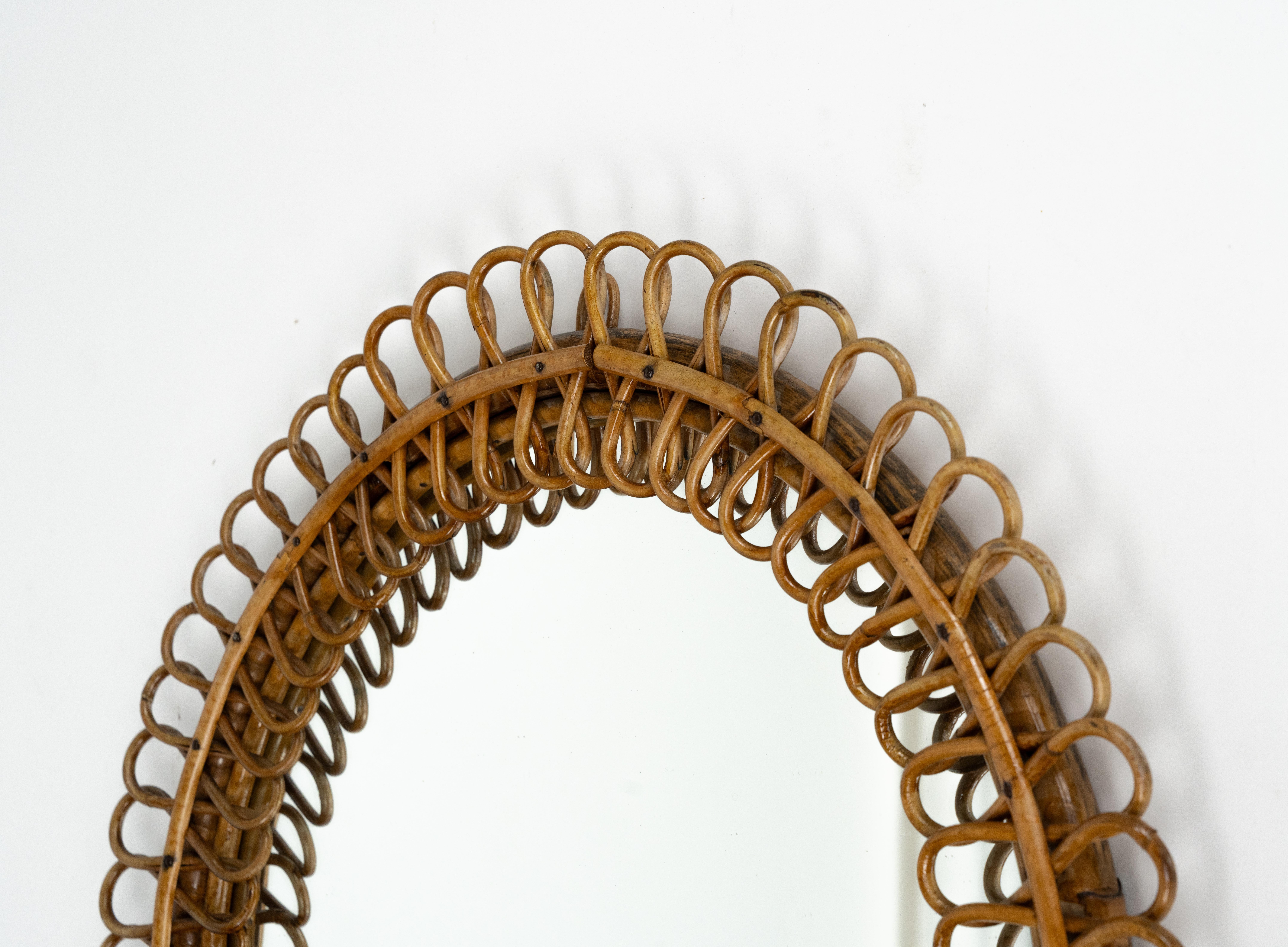 Miroir mural rond du milieu du siècle dernier en bambou et rotin de style Franco Albini, Italie, années 1960 en vente 1