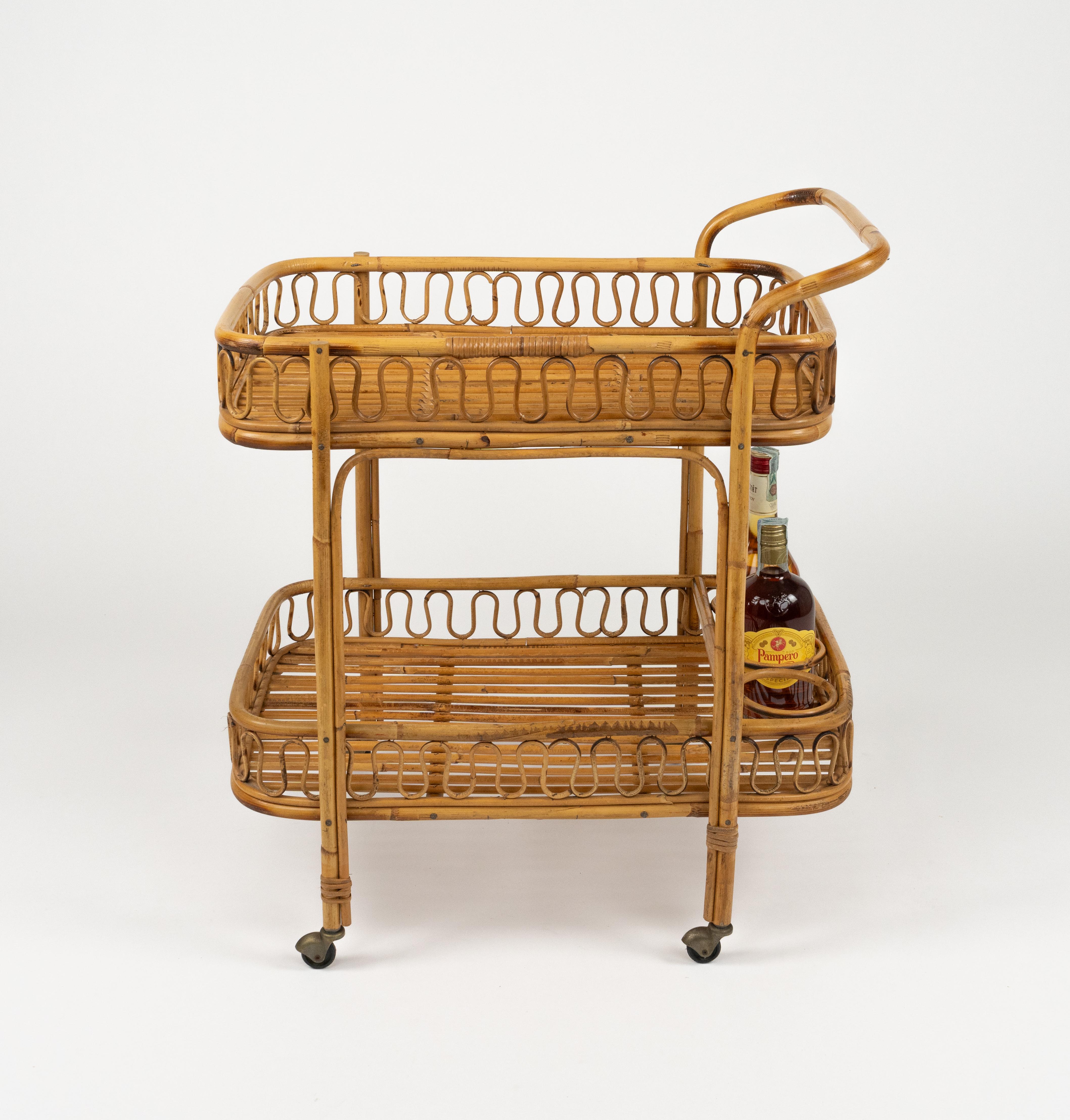 Midcentury Bamboo and Rattan Serving Bar Cart Franco Albini Style, Italy 1960s In Good Condition For Sale In Rome, IT