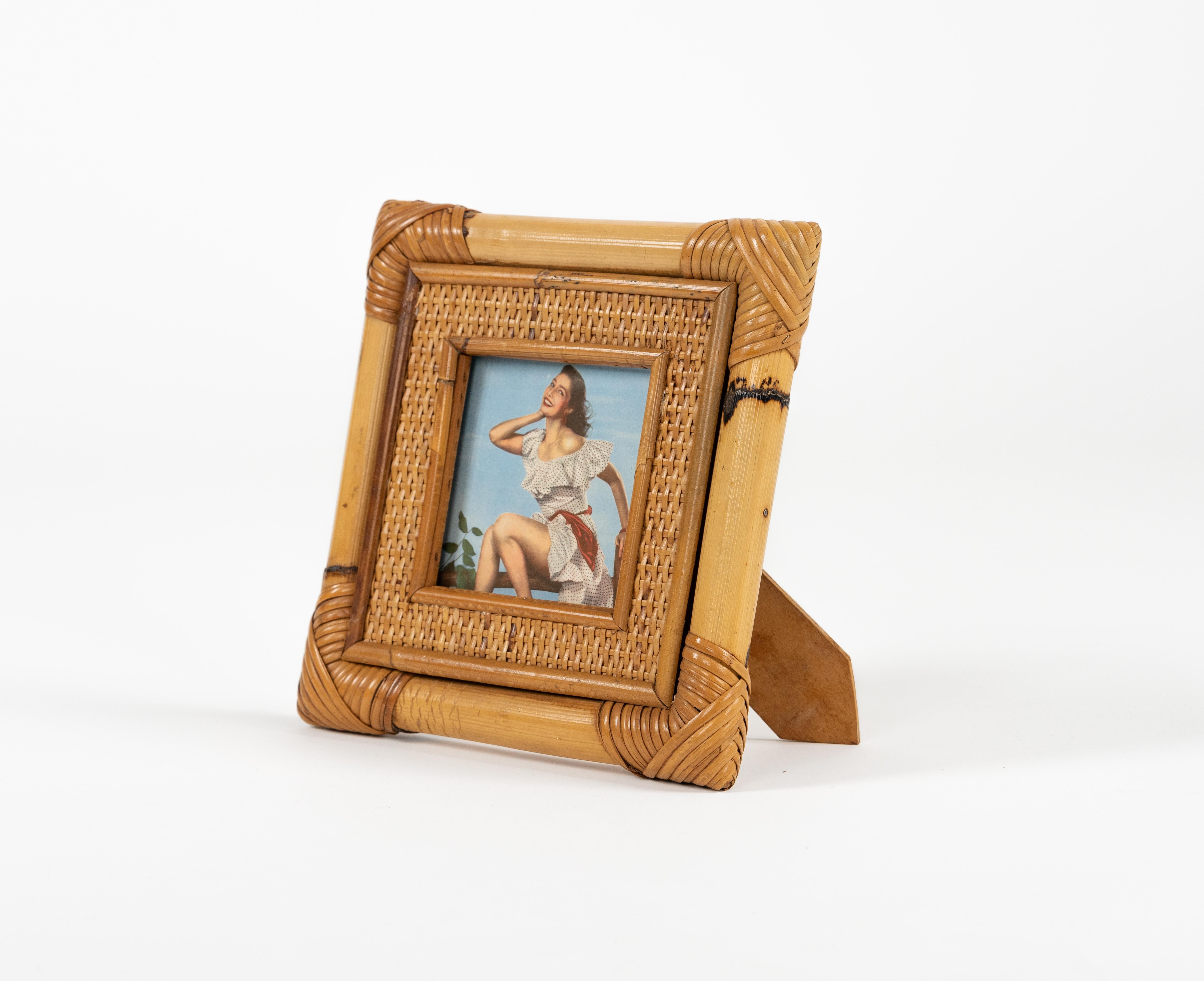 Midcentury Bamboo and Rattan Squared Picture Frame, Italy 1970s In Good Condition In Rome, IT