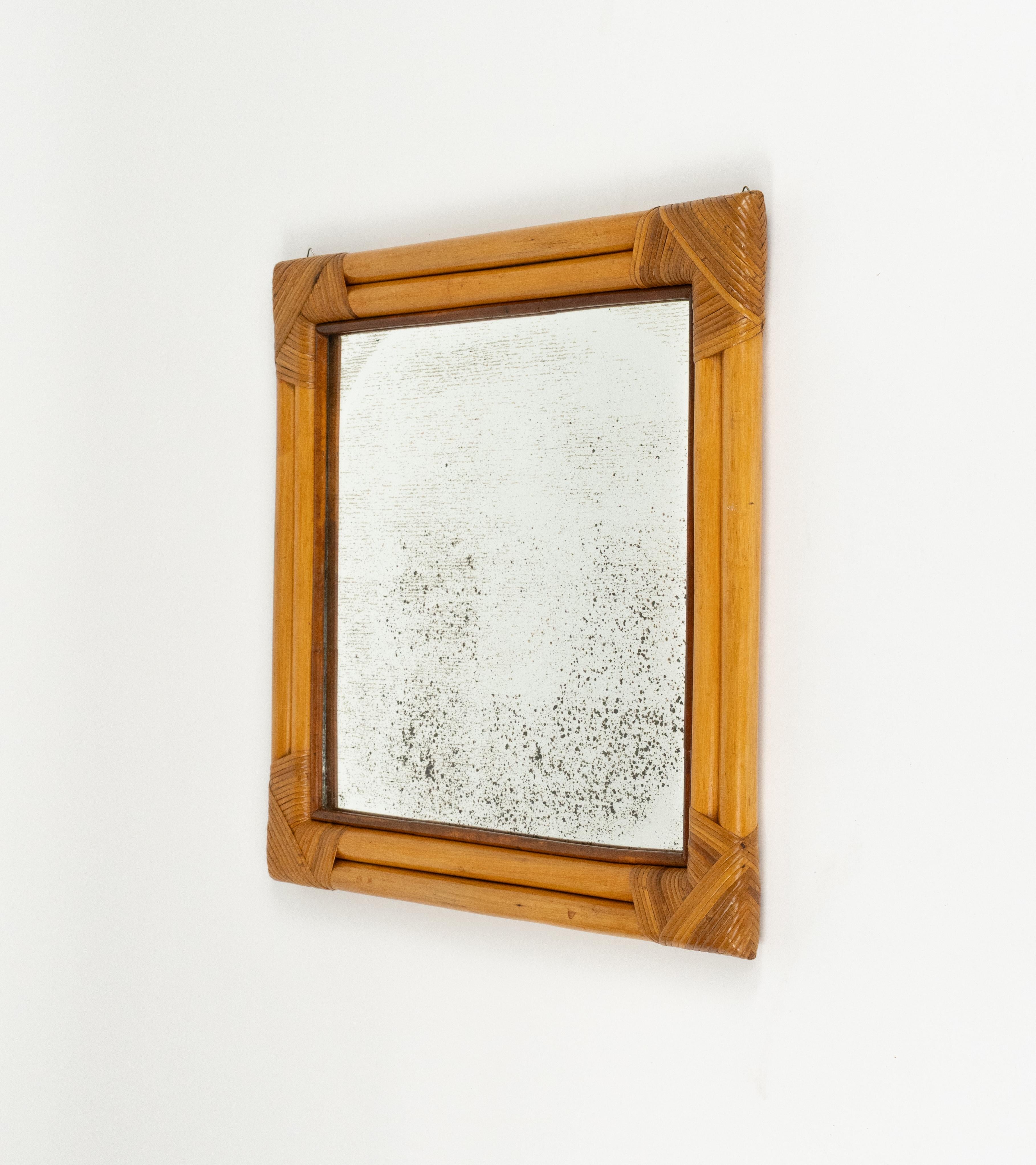 Midcentury Bamboo and Rattan Squared Wall Mirror whit Double Frame, Italy 1970s In Good Condition For Sale In Rome, IT