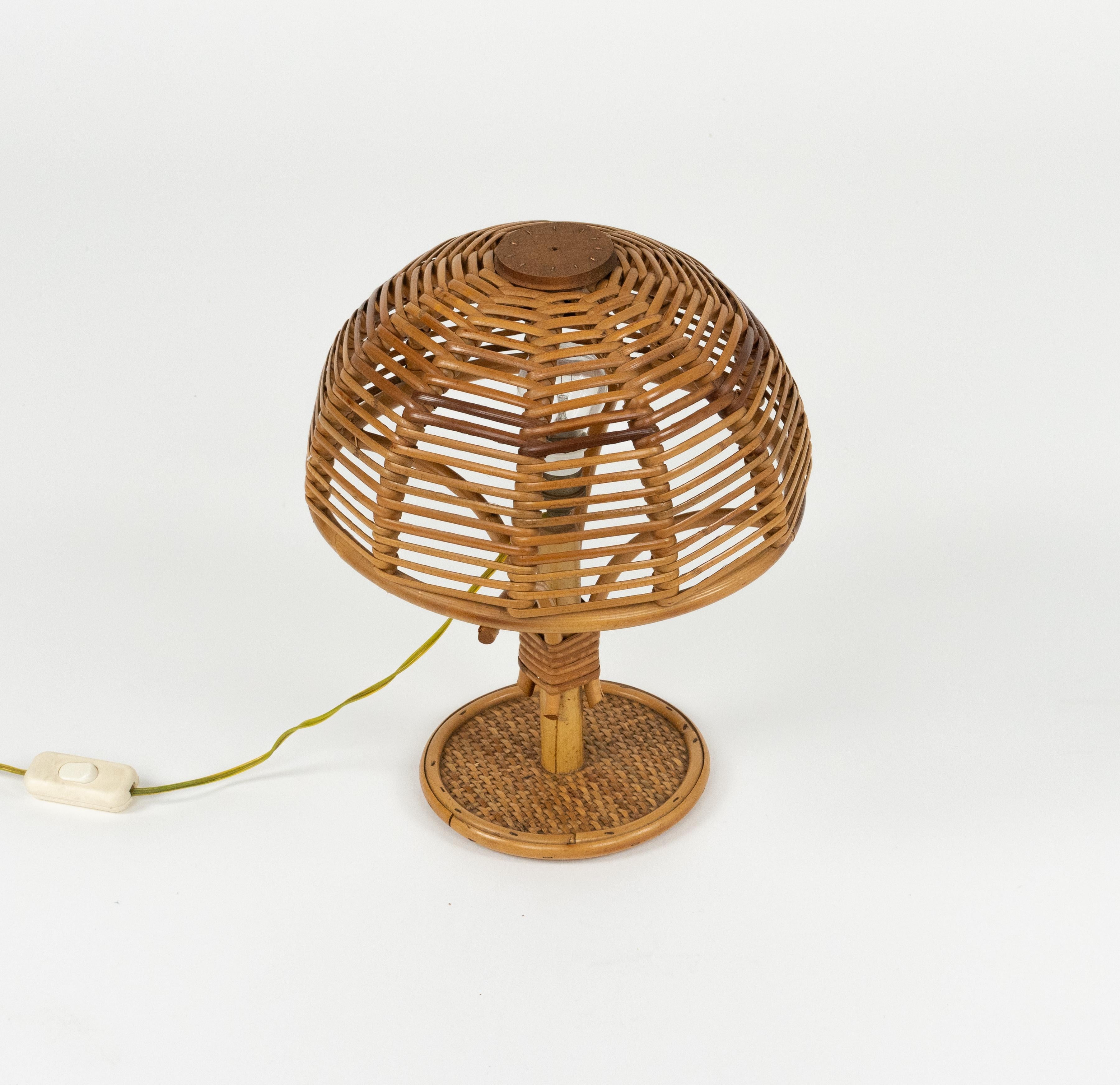 Midcentury Bamboo and Rattan Table Lamp attributed to Louis Sognot, Italy 1960s en venta 1