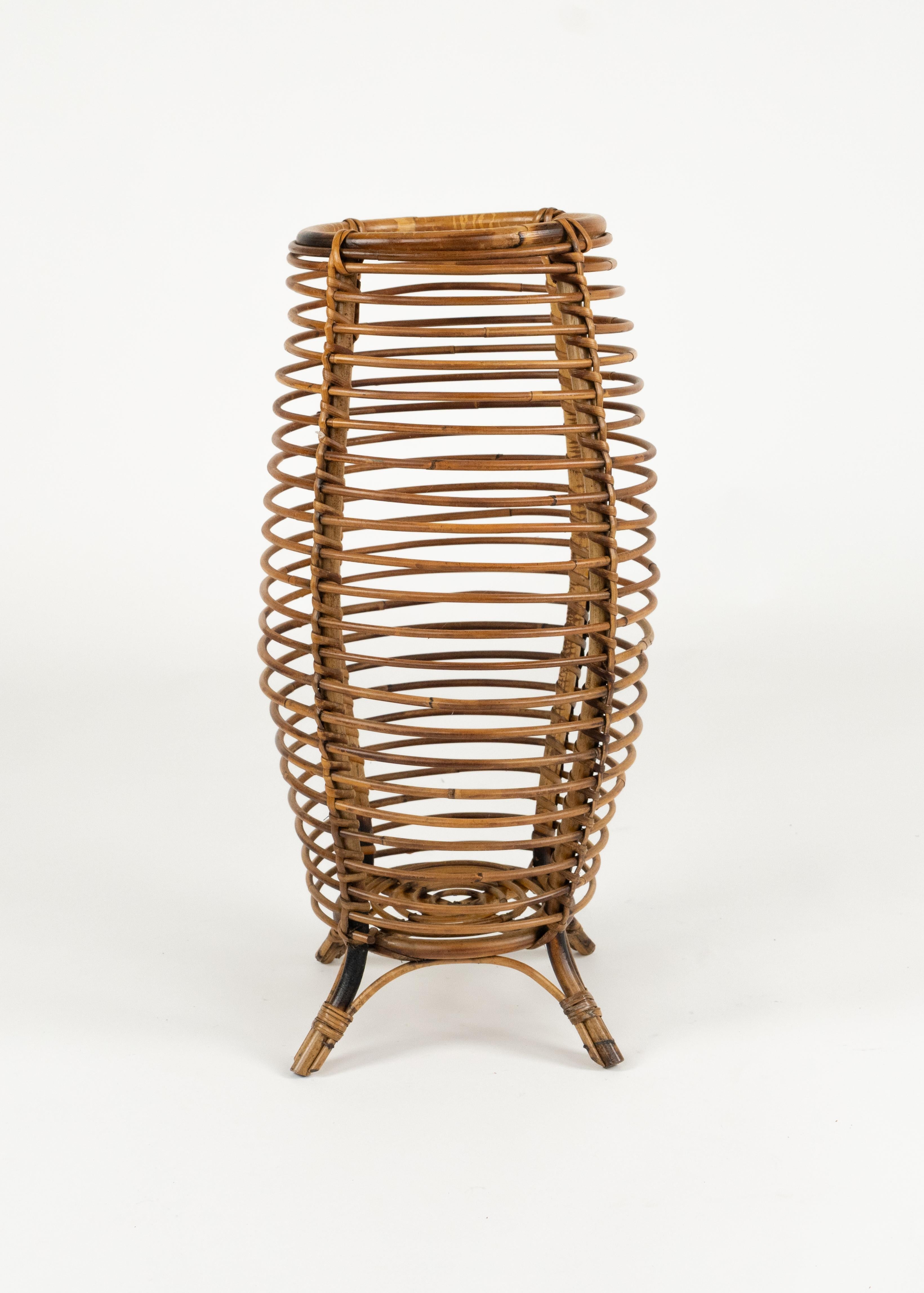 italien Porte-parapluies en bambou et rotin du milieu du siècle, style Franco Albini, Italie, années 1960 en vente