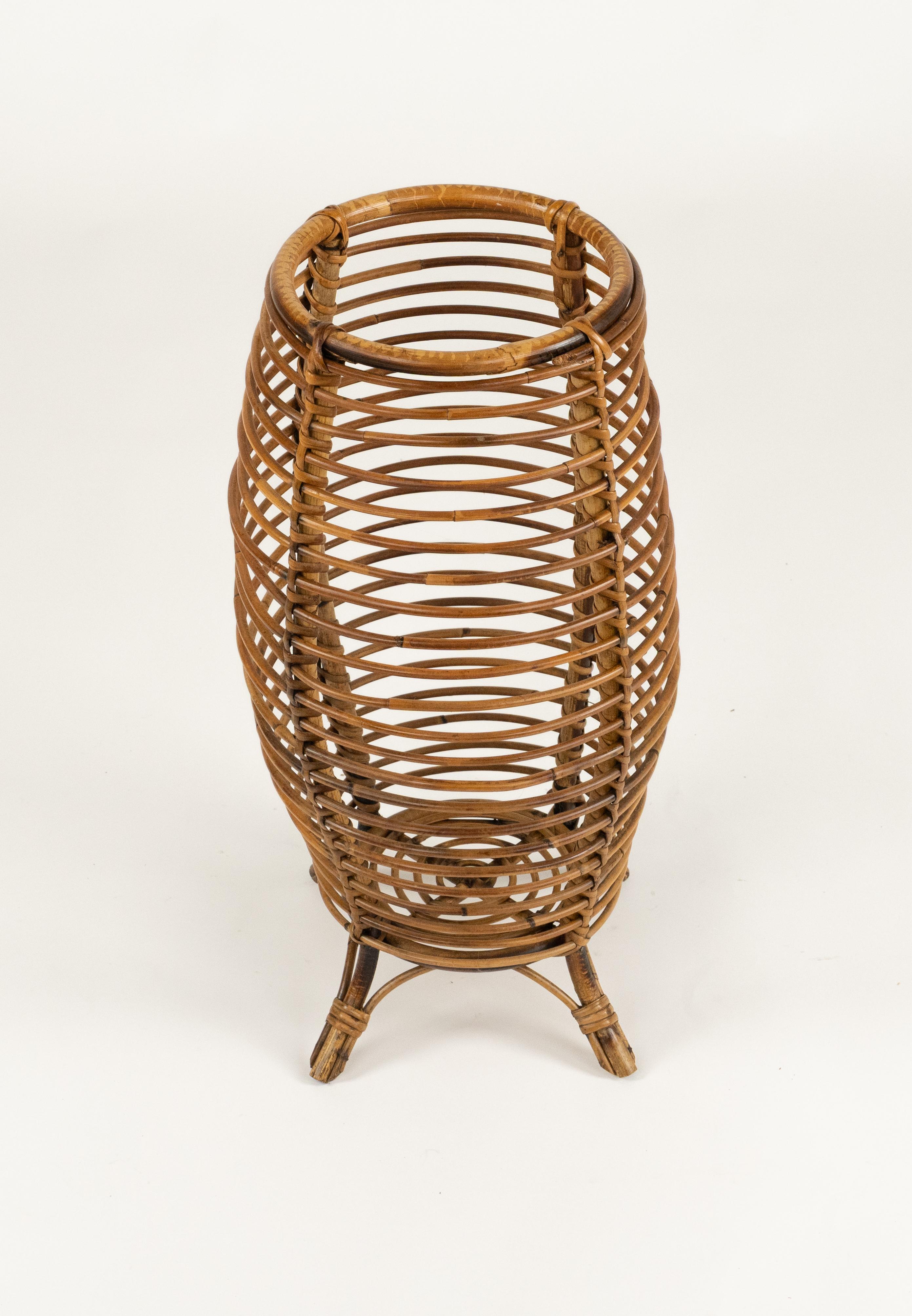 Porte-parapluies en bambou et rotin du milieu du siècle, style Franco Albini, Italie, années 1960 en vente 1
