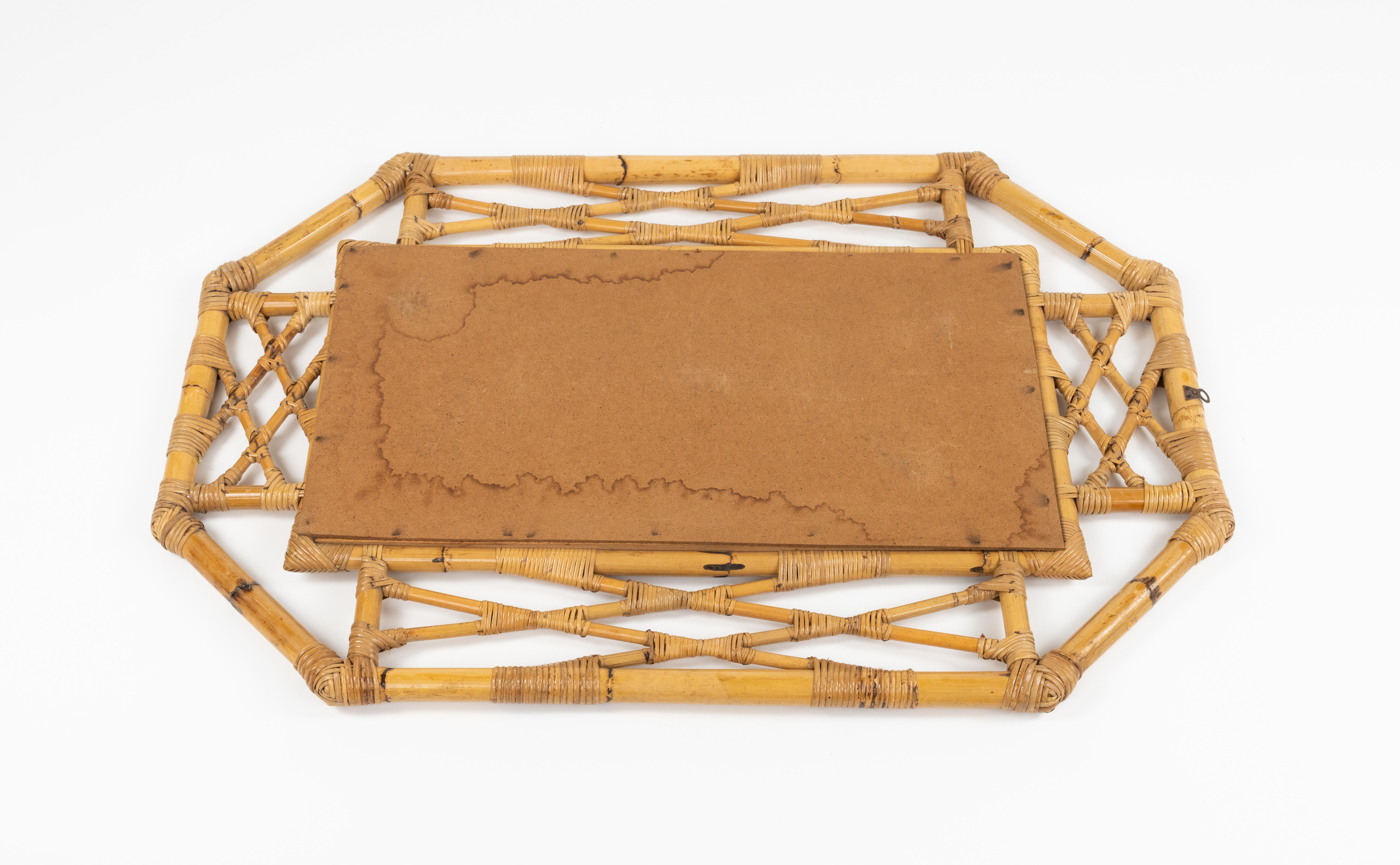Espejo de pared de bambú y ratán de mediados de siglo Estilo Vivai del Sud, Italia Años 70 en venta 5