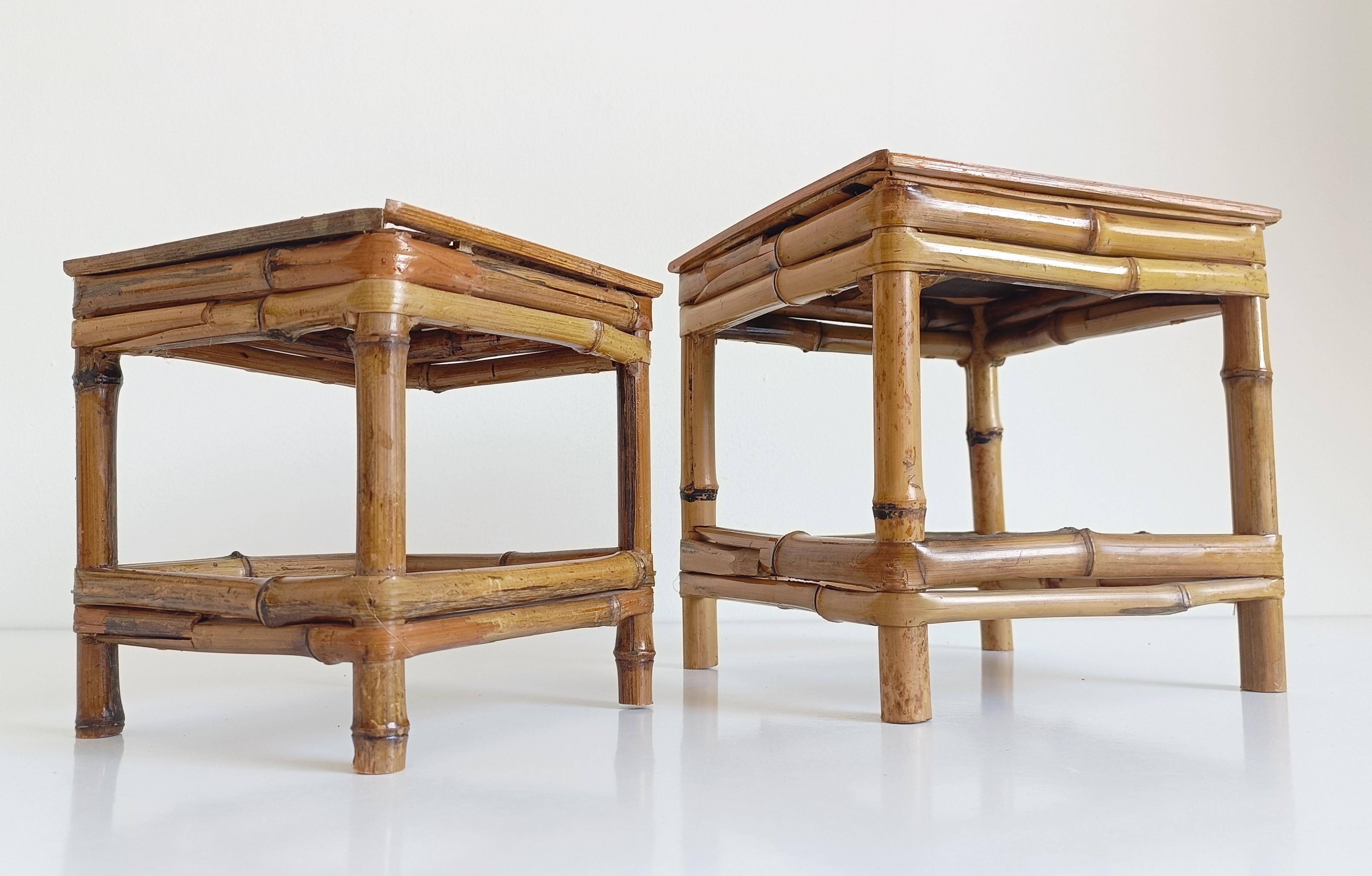 Pequeños pedestales o mesas de centro de bambú y madera de mediados de siglo, Francia, años 50 en venta 4
