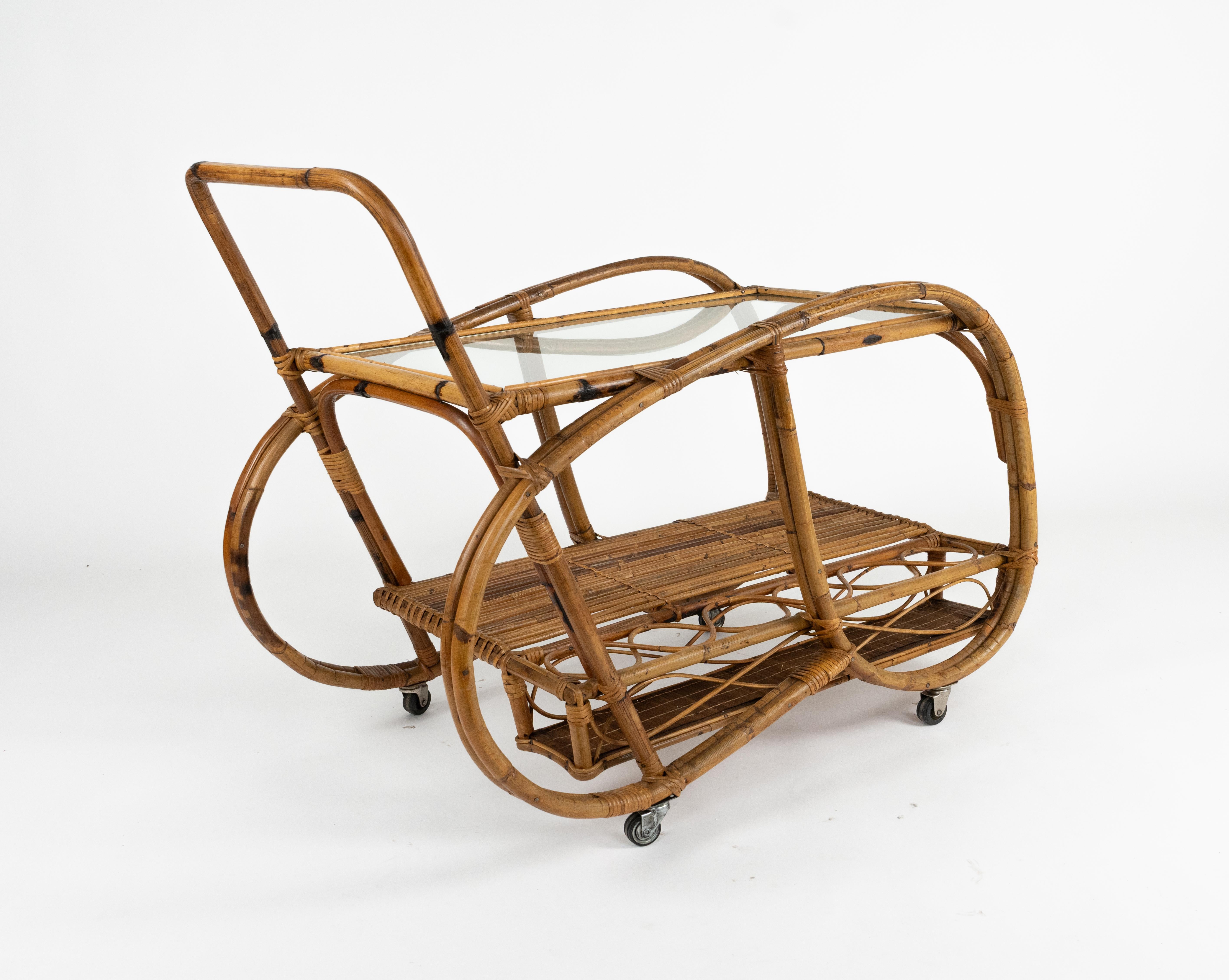 Barwagen aus Bambus, Rattan und Glas aus der Jahrhundertmitte, Italien 1960er im Angebot 7
