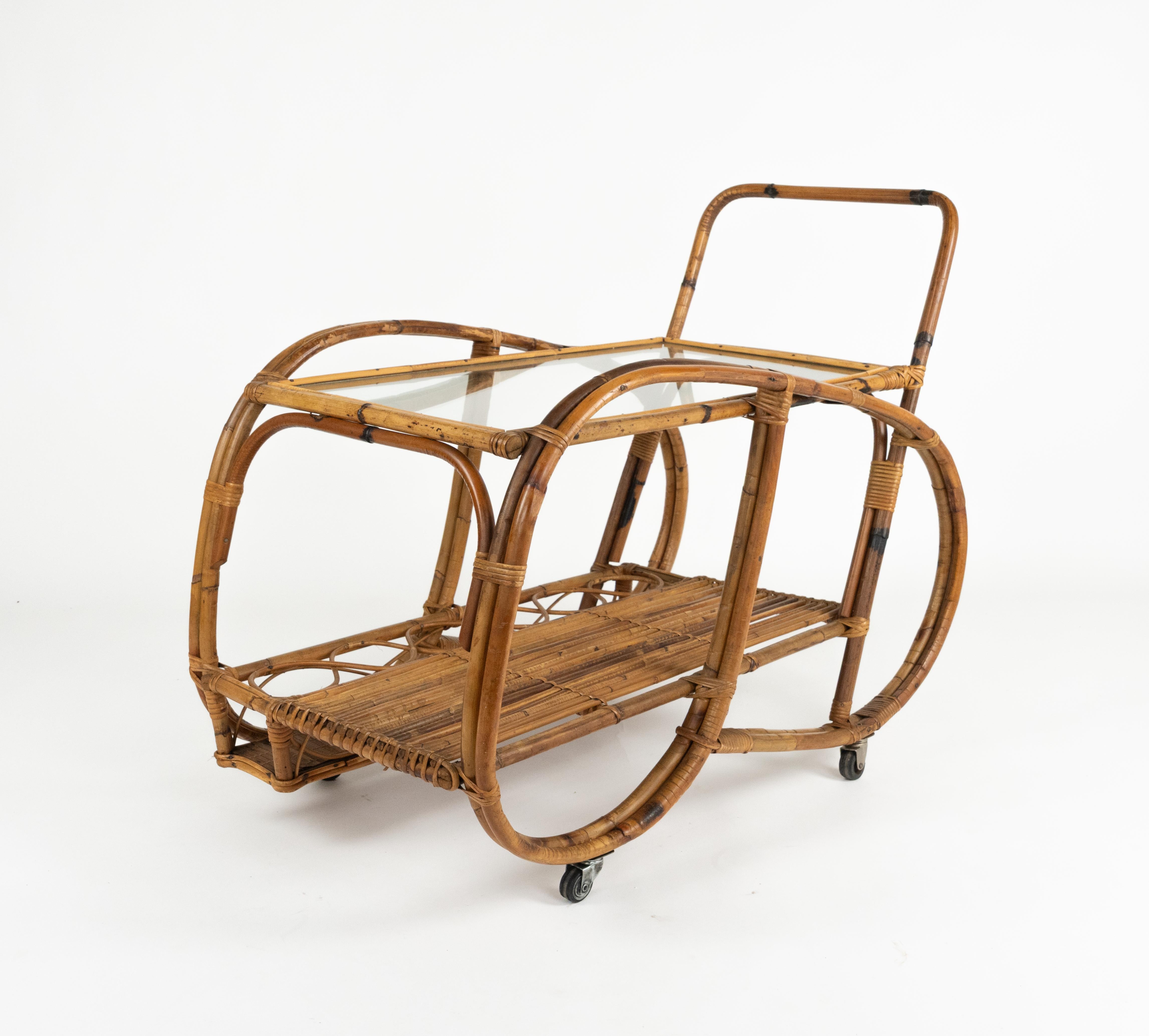 Barwagen aus Bambus, Rattan und Glas aus der Jahrhundertmitte, Italien 1960er im Angebot 1