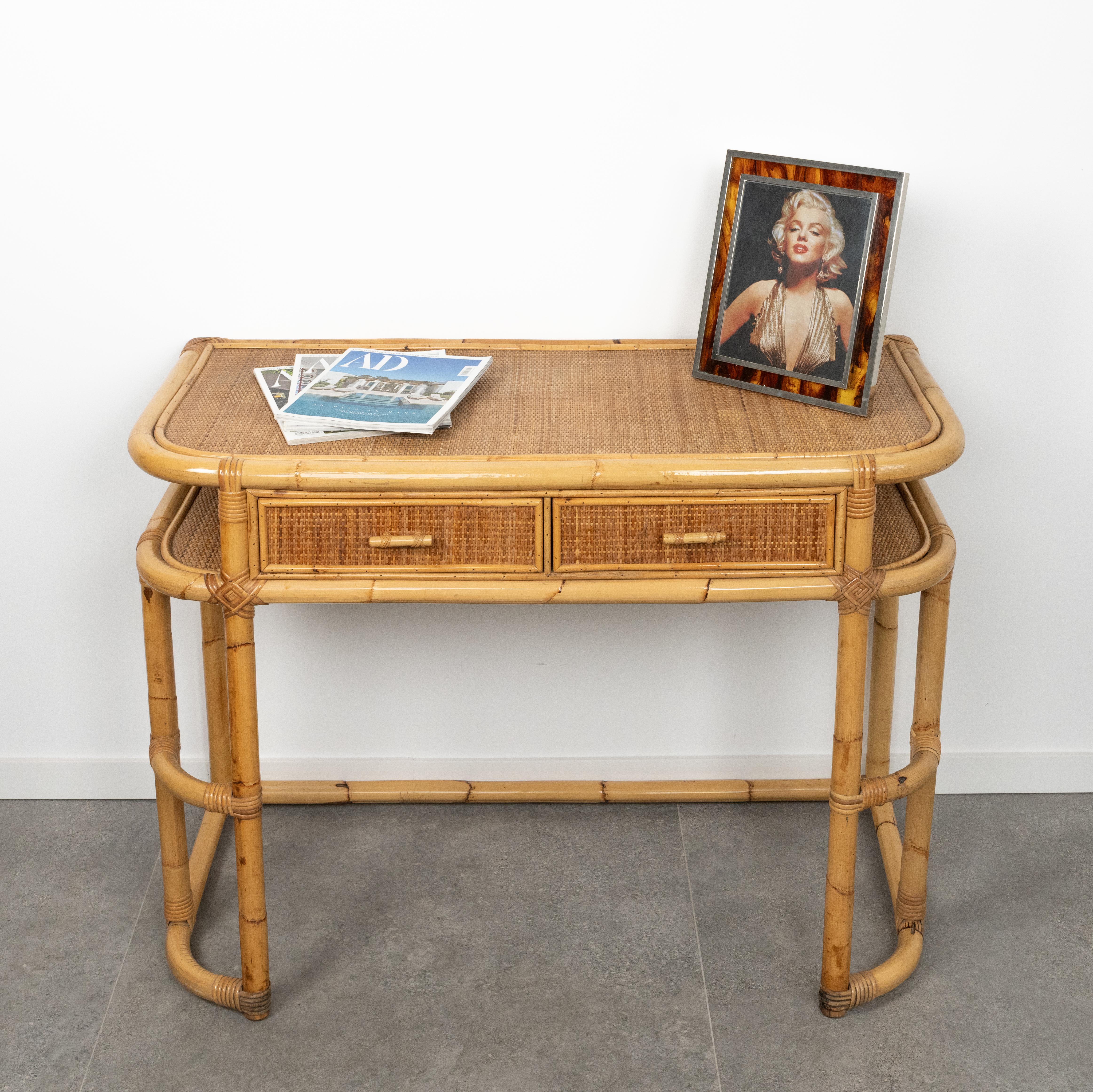 Midcentury Bamboo, Rattan and Wicker Desk Console Table, Italy 1970s In Good Condition For Sale In Rome, IT