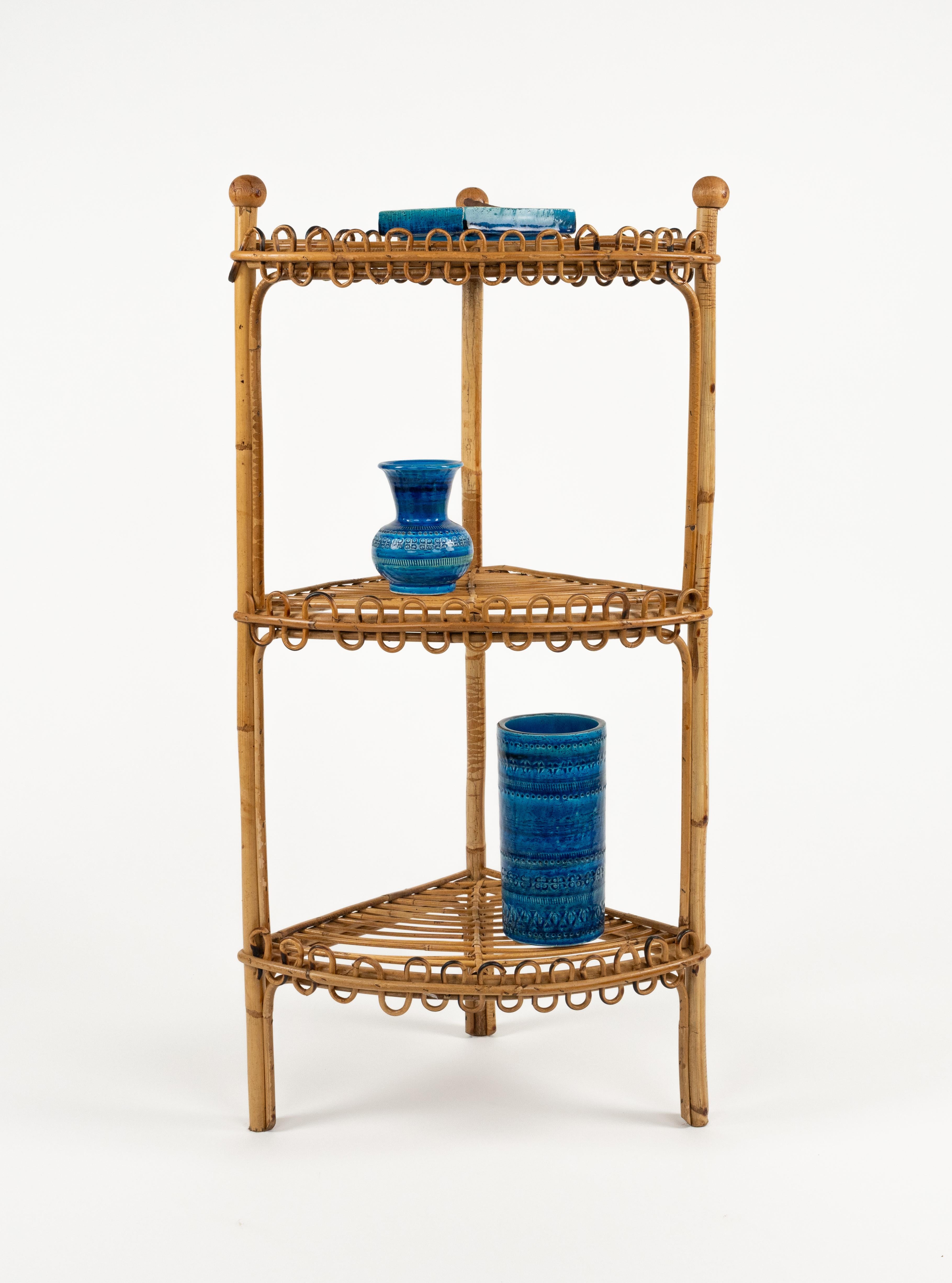 Etagere Eckregal aus Bambus und Rattan aus der Mitte des Jahrhunderts im Franco Albini-Stil, Italien 1960er Jahre im Angebot 8