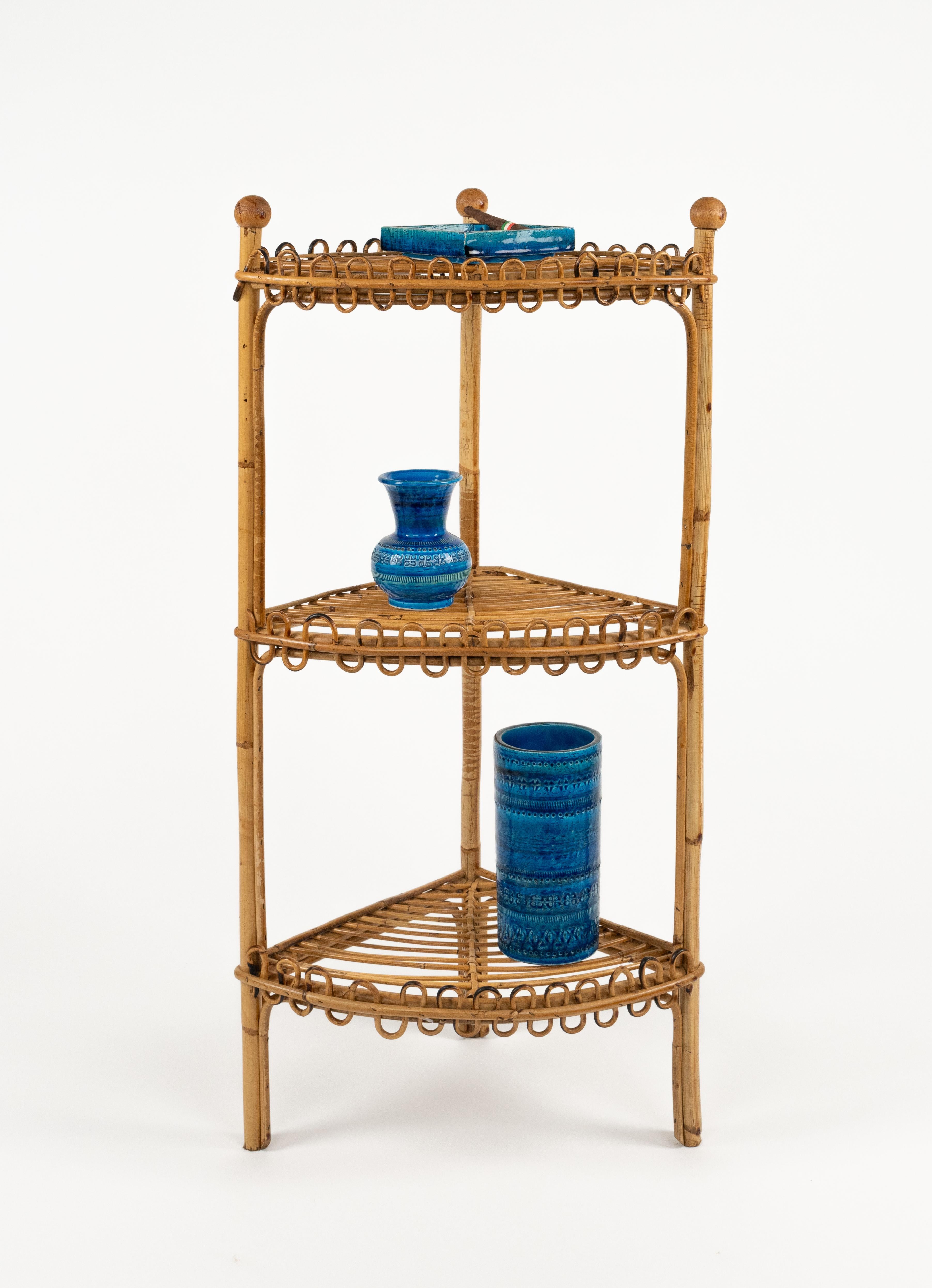 Etagere Eckregal aus Bambus und Rattan aus der Mitte des Jahrhunderts im Franco Albini-Stil, Italien 1960er Jahre im Angebot 1