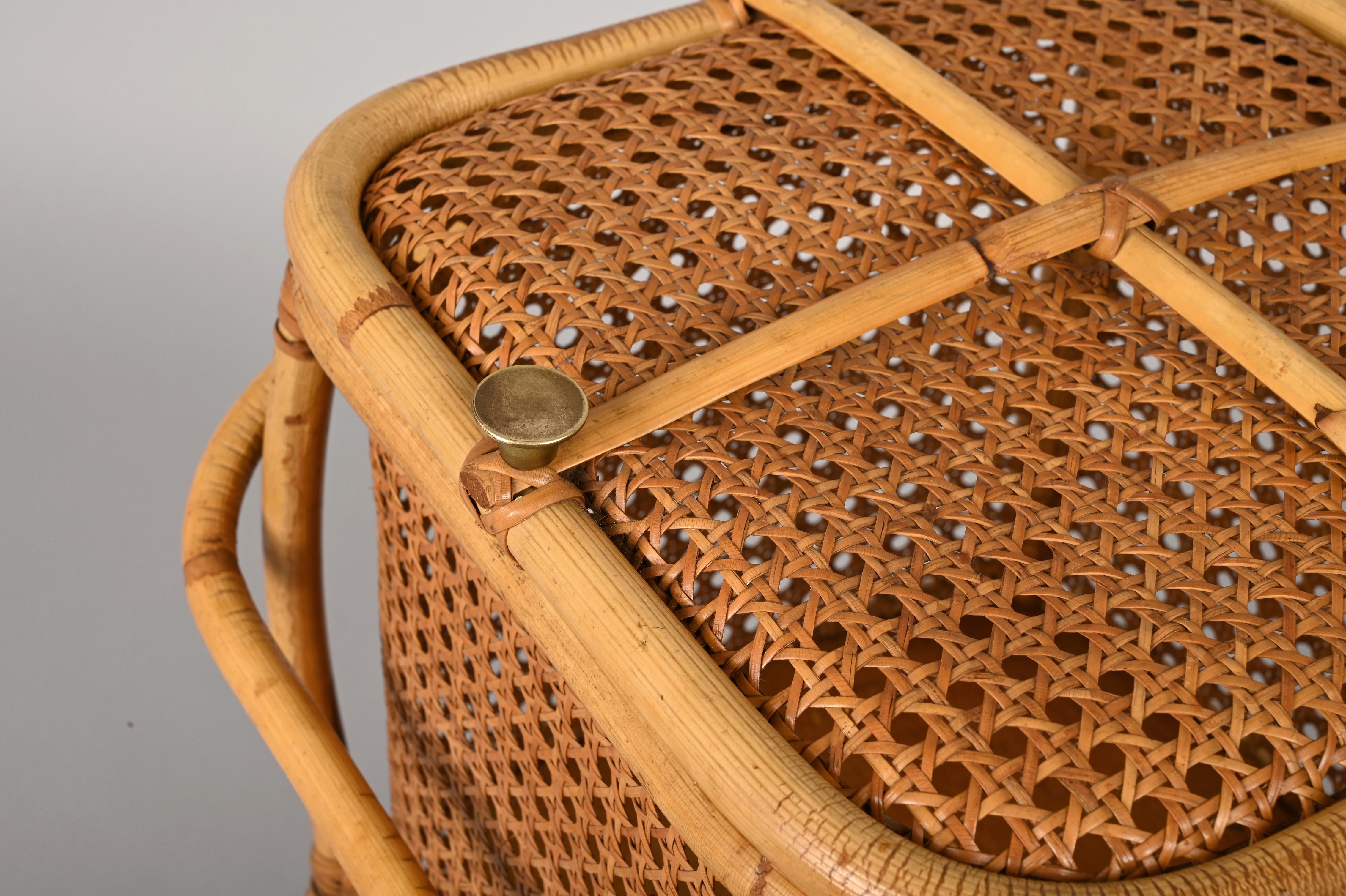 Midcentury Bamboo, Wicker and Vienna Straw Cubic Italian Magazine Basket, 1960s For Sale 11