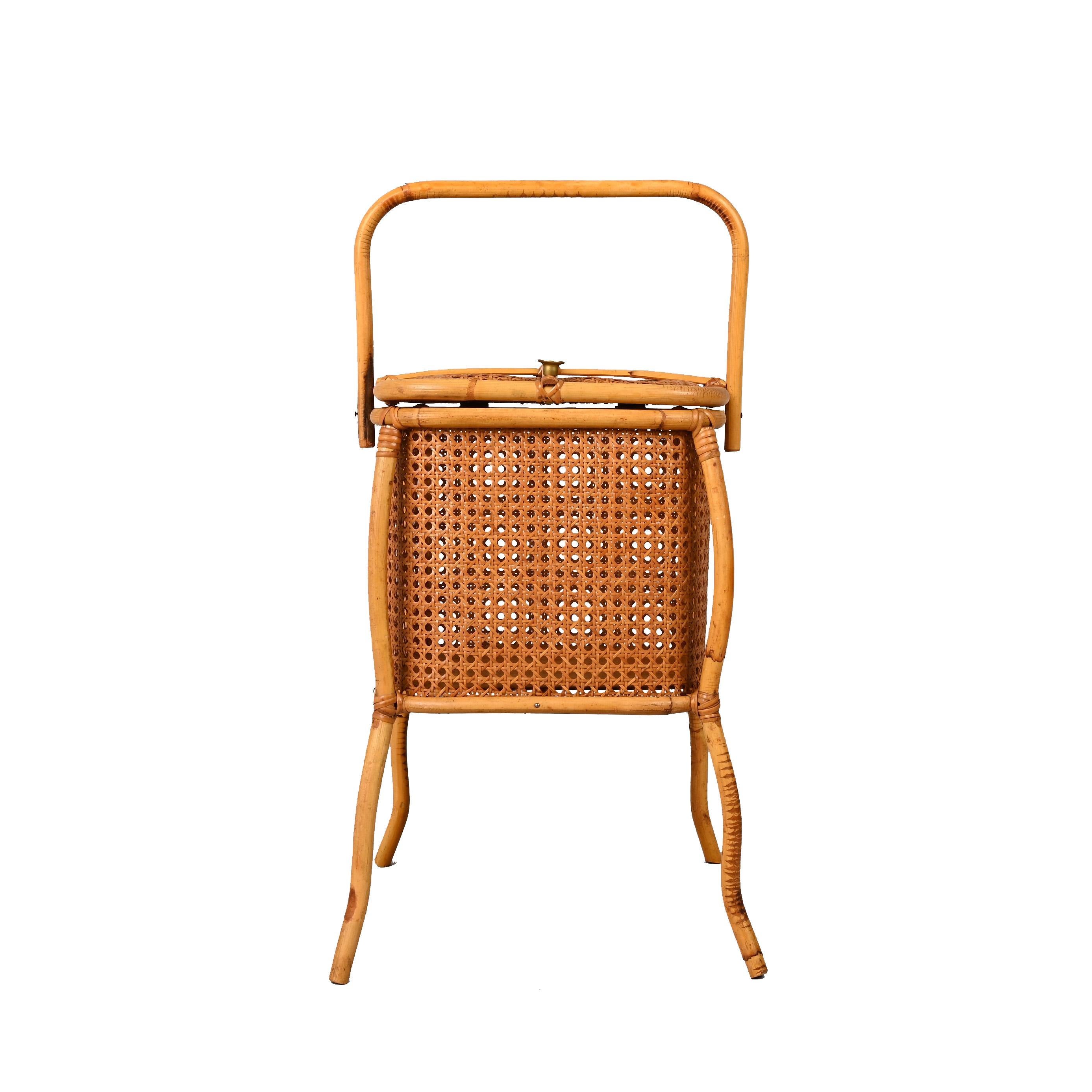 20th Century Midcentury Bamboo, Wicker and Vienna Straw Cubic Italian Magazine Basket, 1960s For Sale