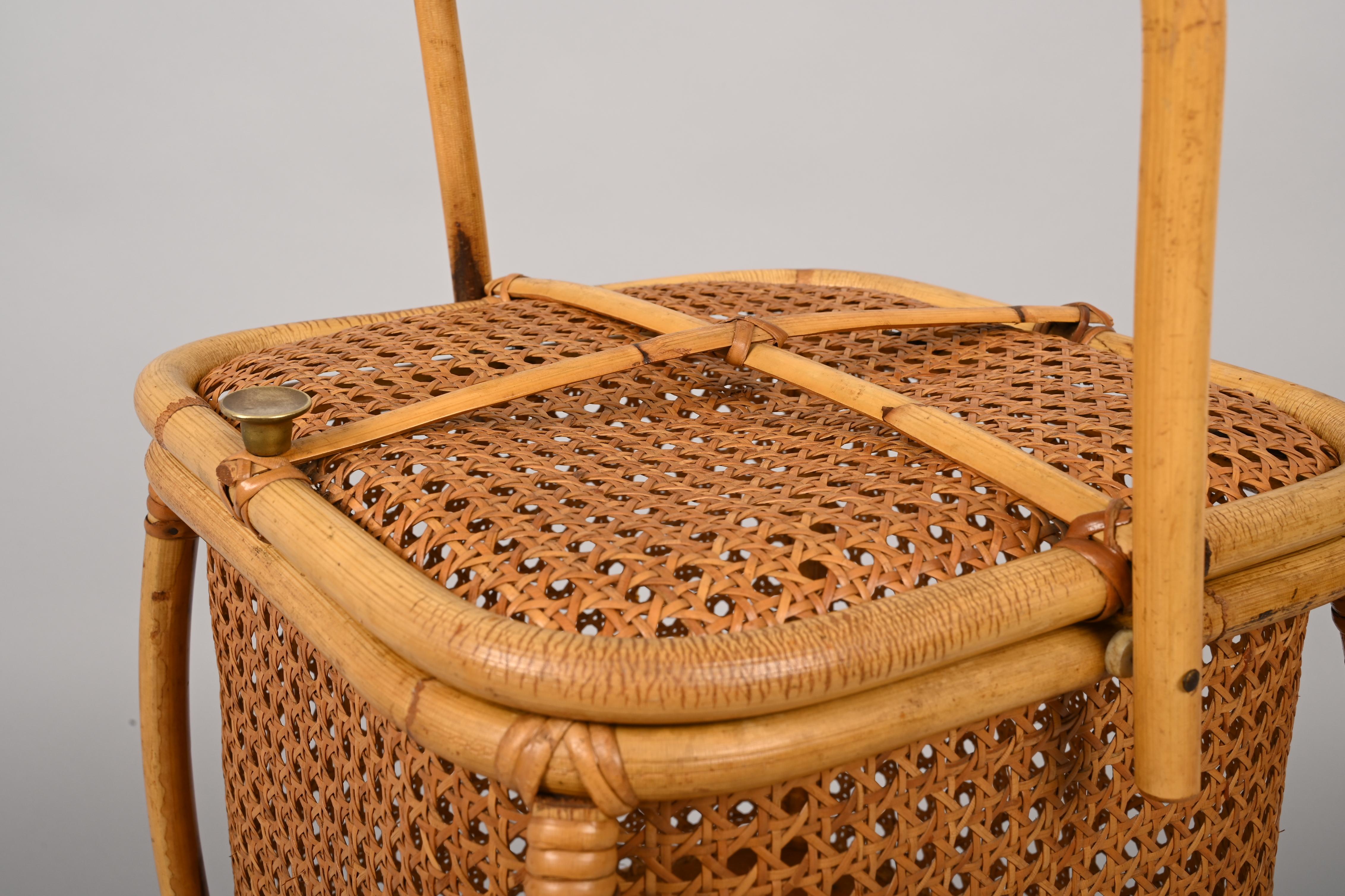 Midcentury Bamboo, Wicker and Vienna Straw Cubic Italian Magazine Basket, 1960s For Sale 2