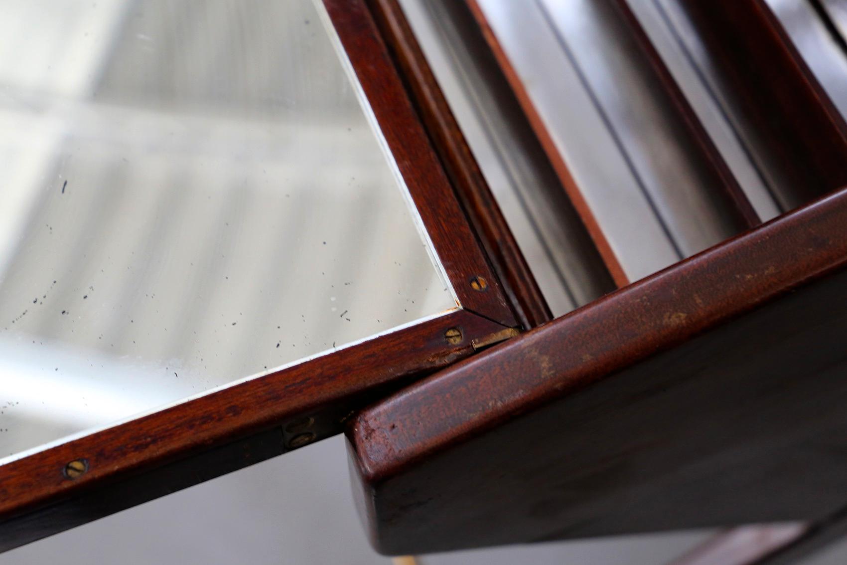 Mid-20th Century Midcentury Bar Cabinet Attributed to Osvaldo Borsani in Mahogany, 1950s