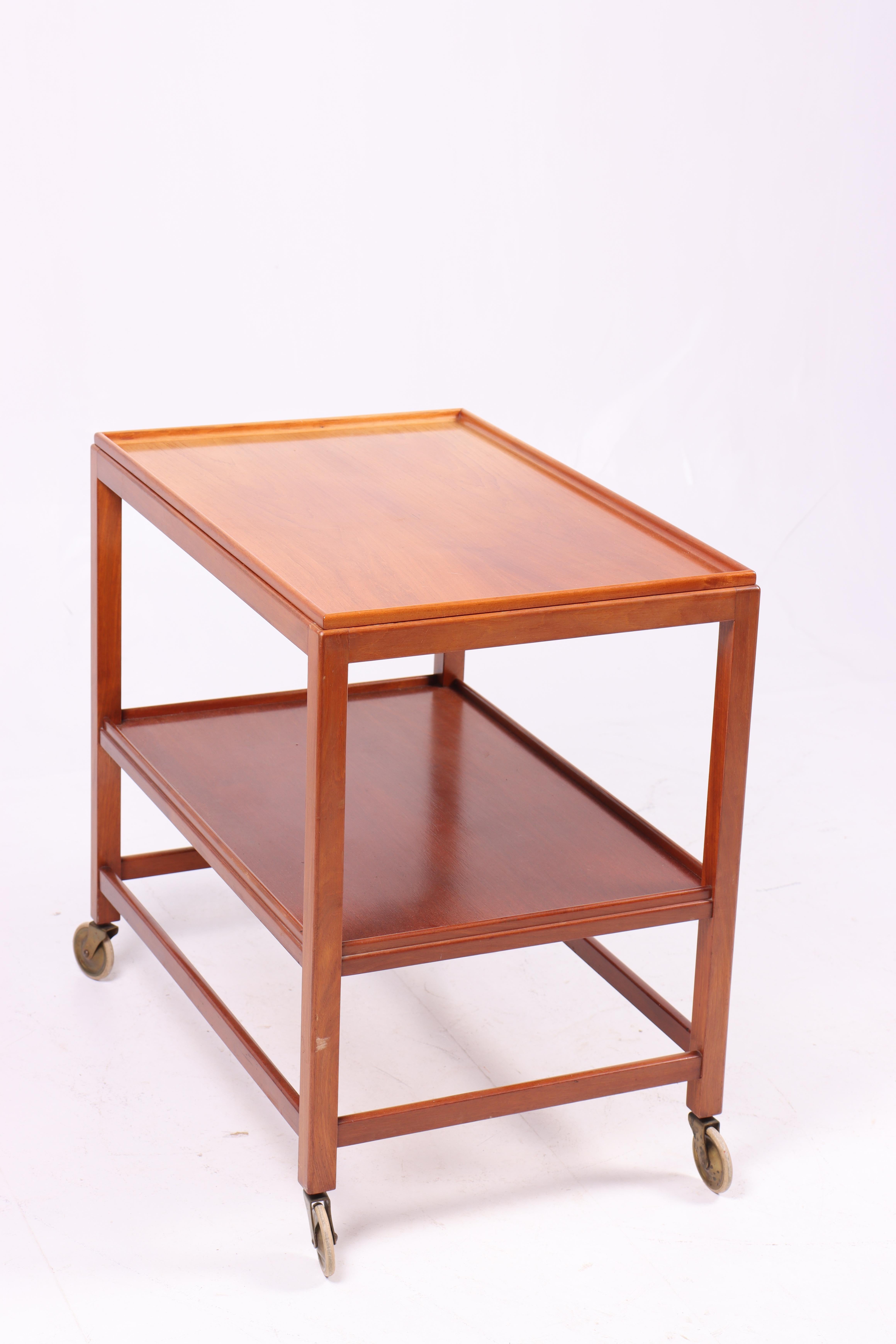 Midcentury Bar Cart in Mahogany Designed by Rud Rasmussen, 1950s In Good Condition For Sale In Lejre, DK