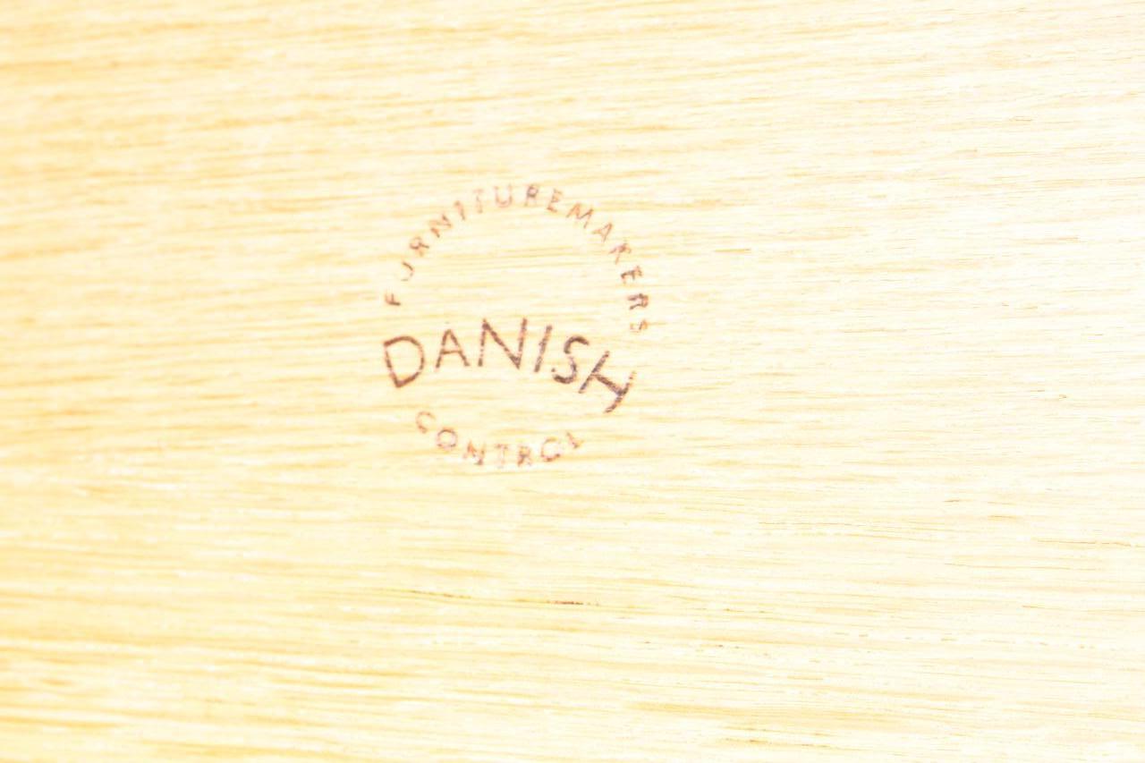 Midcentury Bar Cart in Oak Designed by Hans Wegner, 1950s For Sale 4