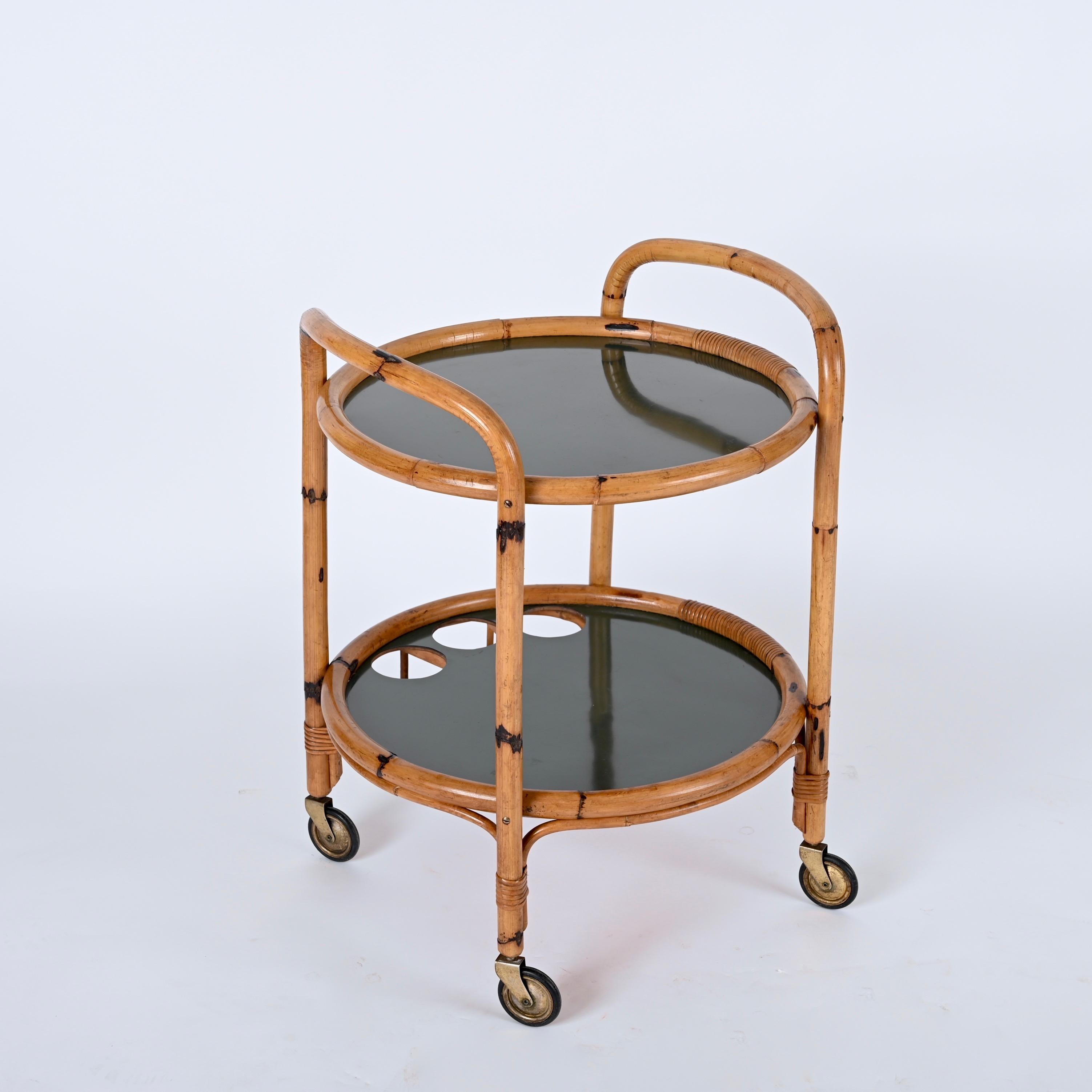 Italian Midcentury Bar Serving Cart in Bamboo, Rattan and Green Formica, Italy, 1970s For Sale