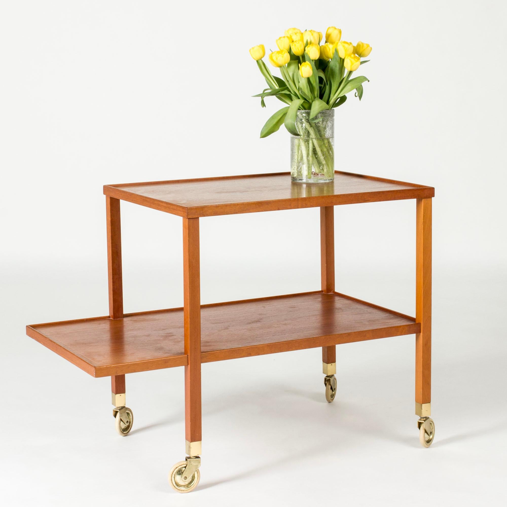 Milieu du XXe siècle Chariot de bar du milieu du siècle par Josef Frank, Svenskt Tenn, Suède, années 1950 en vente