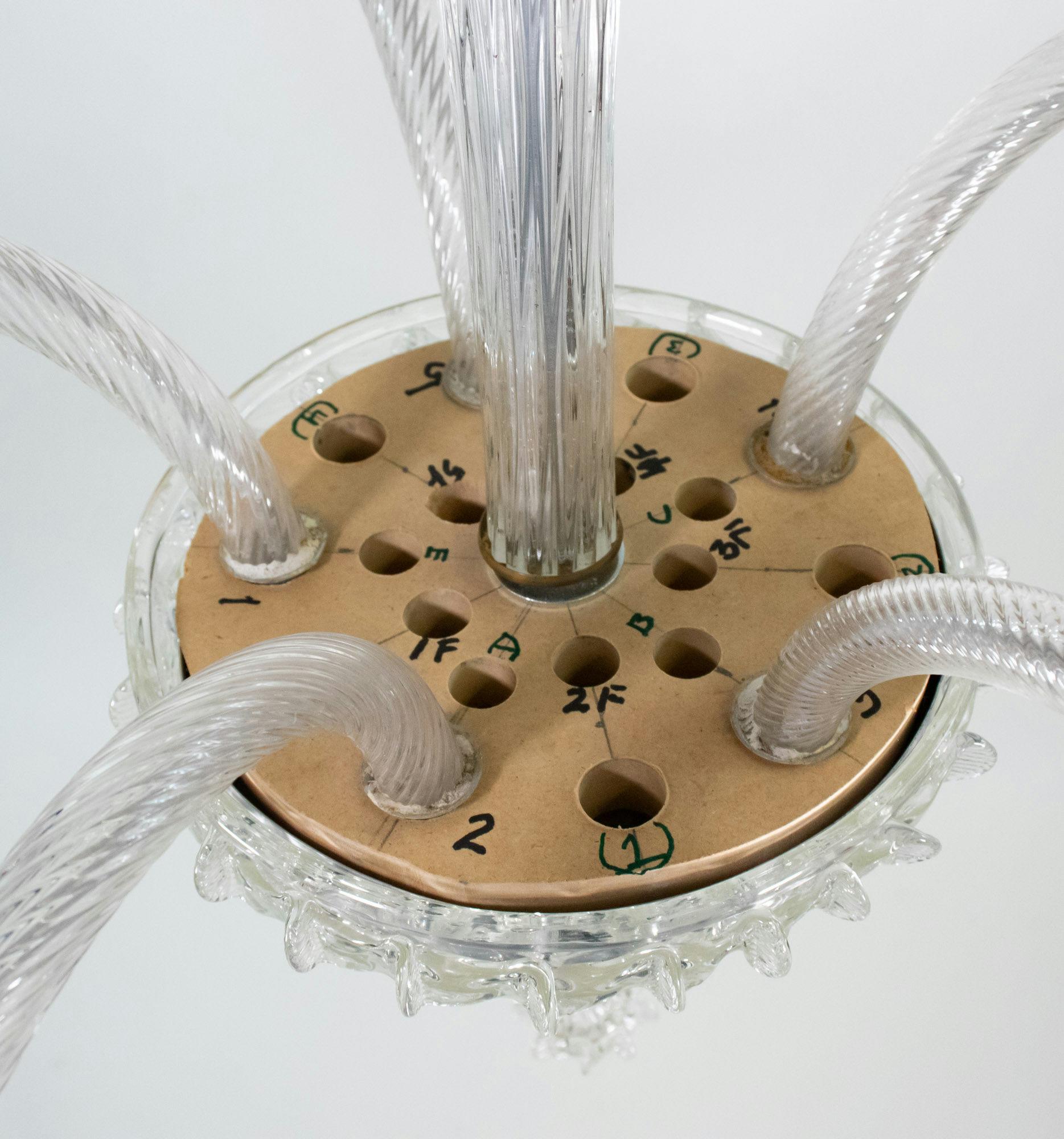 Vetro soffiato Lampadario a cinque bracci in Cristallo di Murano in stile barocco del MidCentury in vendita