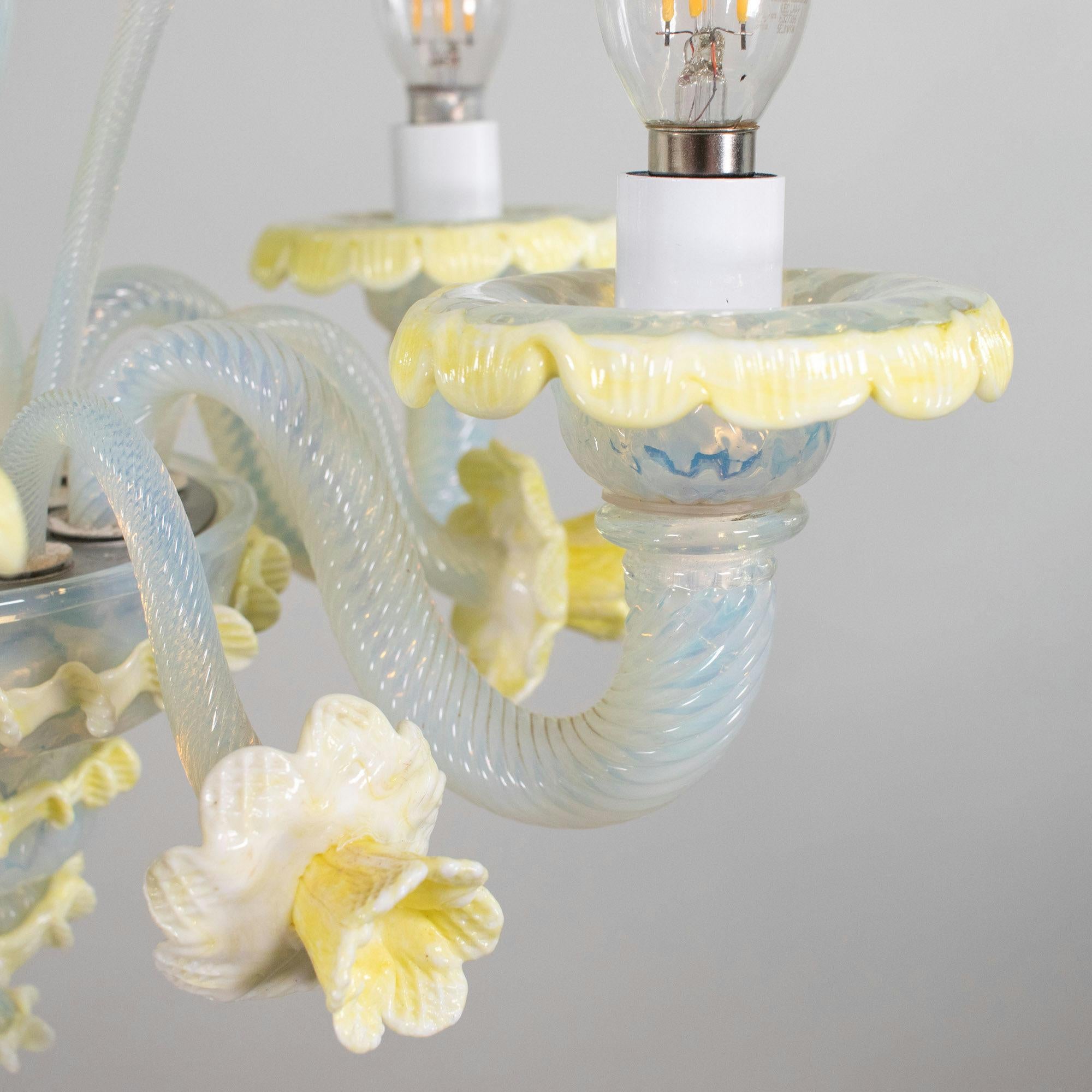 MidCentury Baroque Style Opaline Murano Chandelier with Yellow Lattimo Daffodils 7