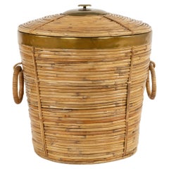 Panier du milieu du siècle dernier en rotin, osier et laiton style Vivai Del Sud, Italie 1970