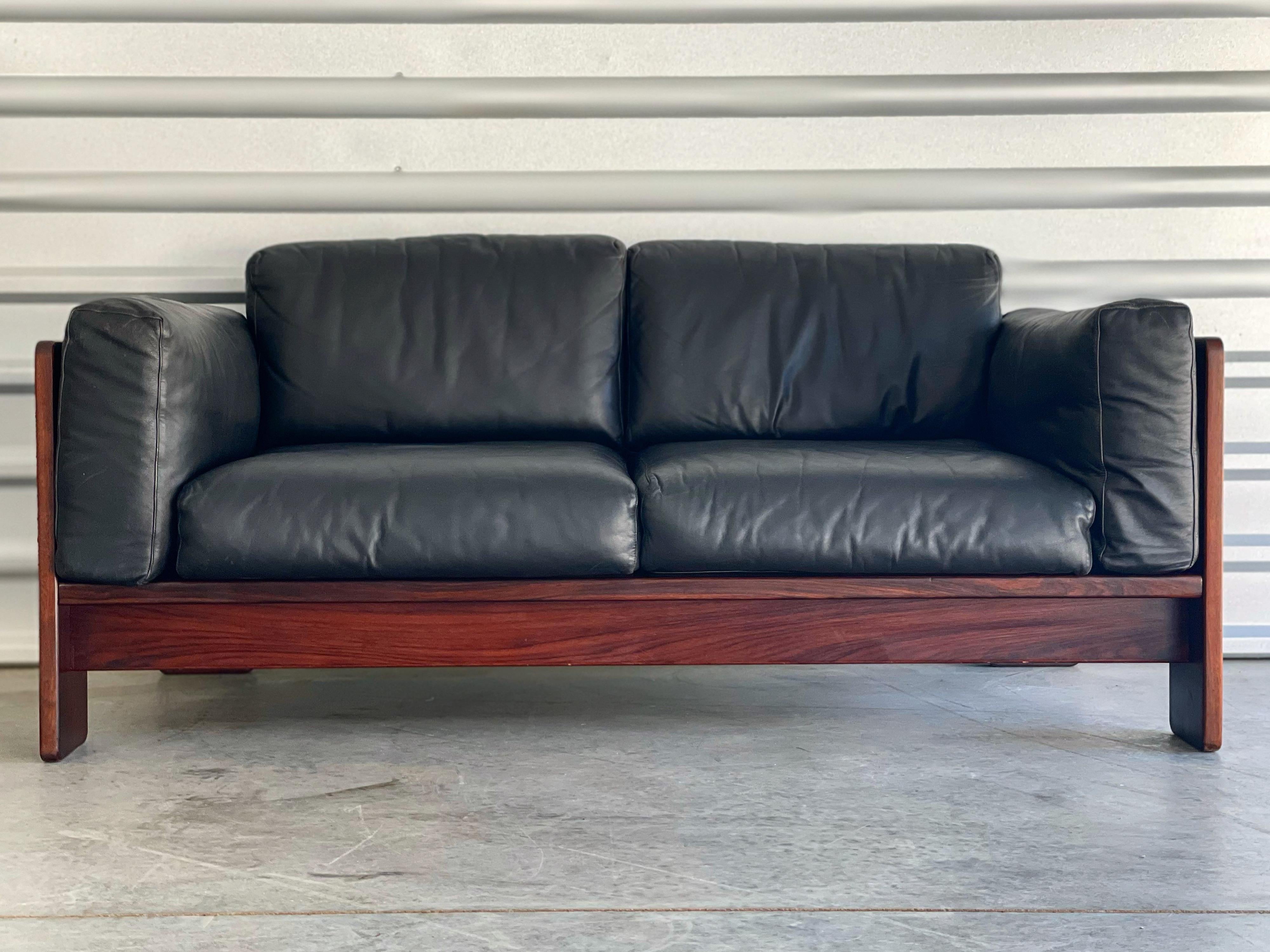 Midcentury Bastiano Sofa in Leather and Rosewood Tobia Scarpa for Gavina Knoll 3