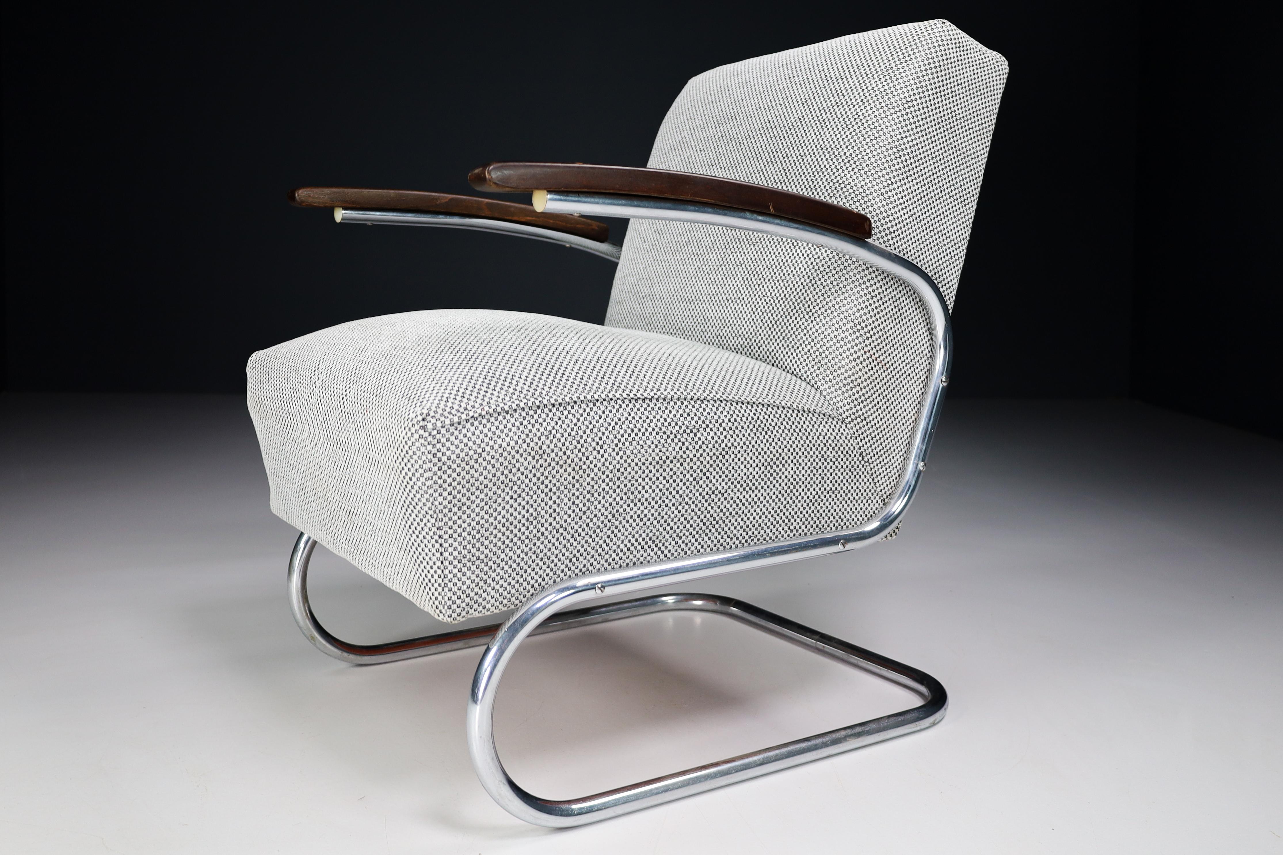 Fauteuils en acier chromé Bauhaus du milieu du siècle par Thonet, vers 1930 en vente 1