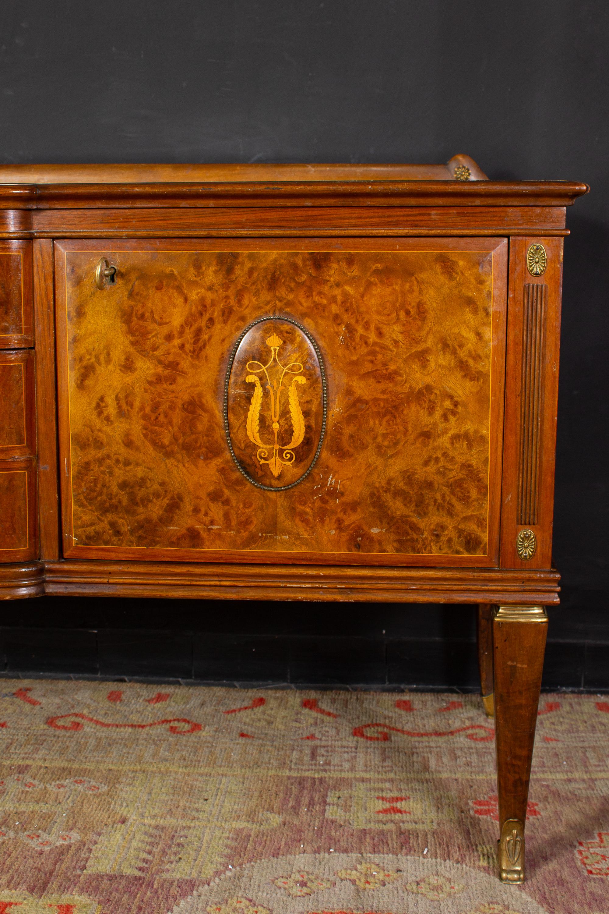 Midcentury Bed Room Set with Two Nightstands and Dressing Paolo Buffa Style For Sale 2
