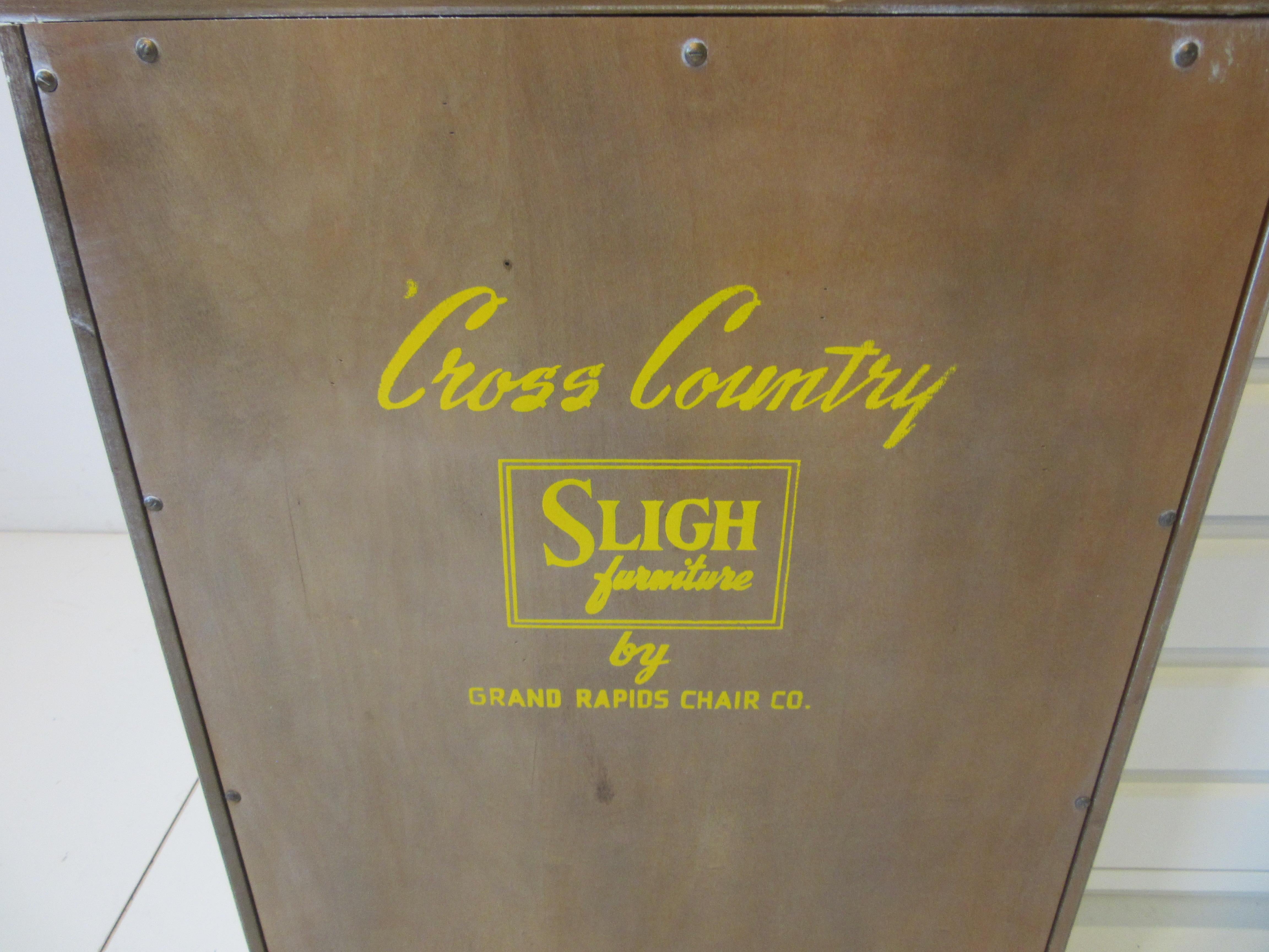 Tables de chevet du milieu du siècle / Collection Cross Country de Sligh en vente 4