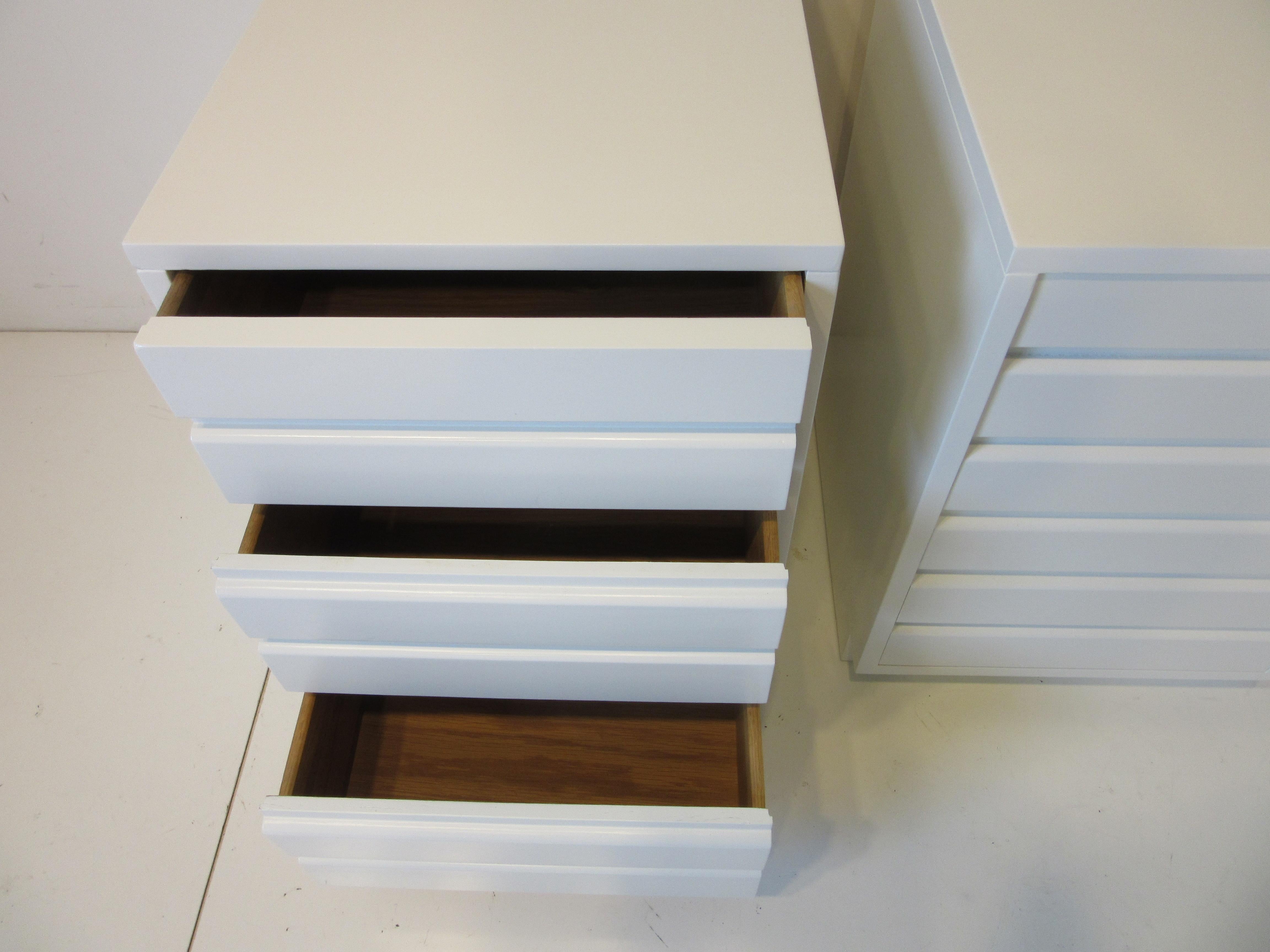 Américain Tables de chevet du milieu du siècle / Collection Cross Country de Sligh en vente
