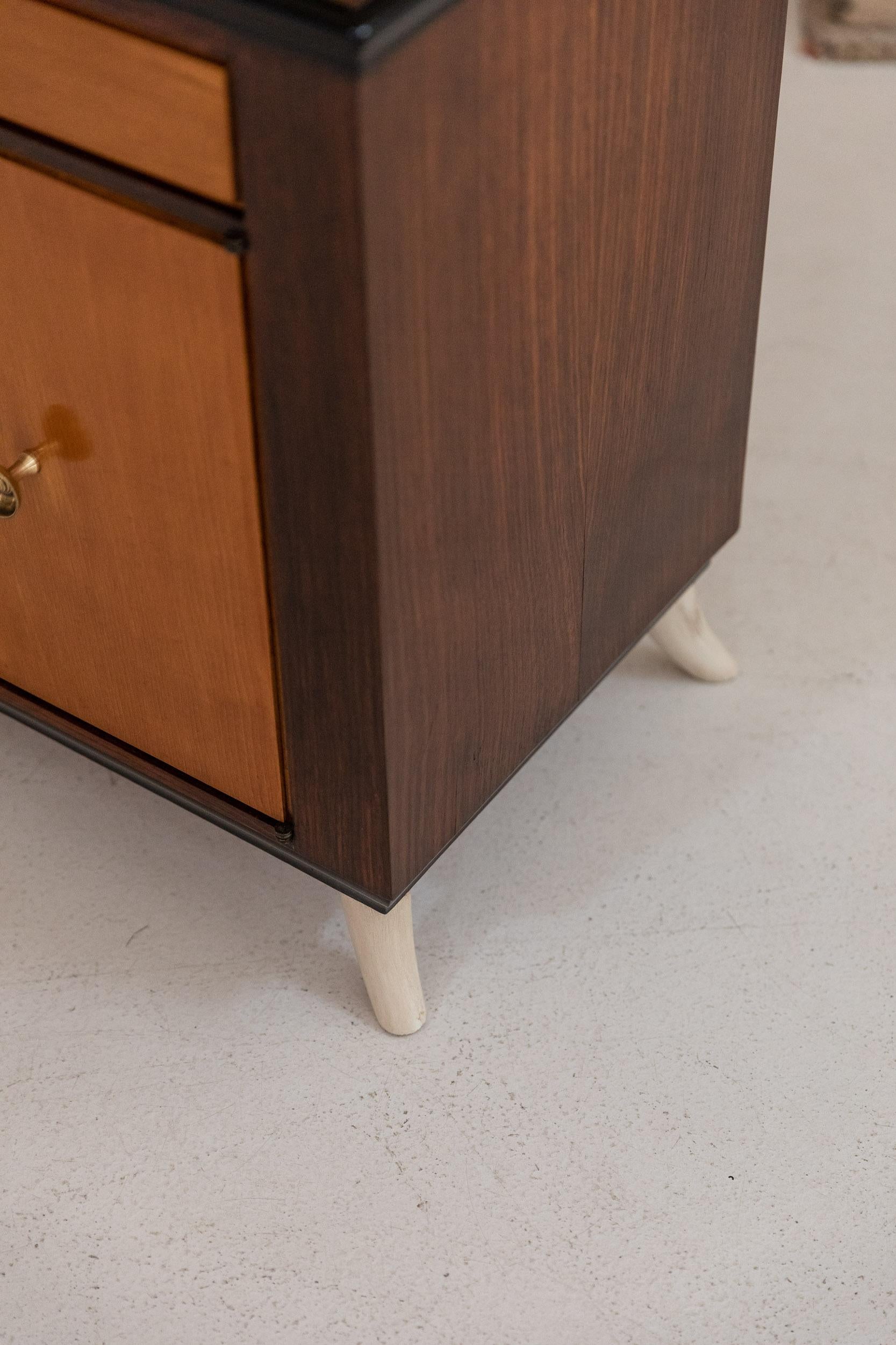Wood Midcentury bedside tables attributed to Guglielmo Ulrich, Italy 1940s For Sale