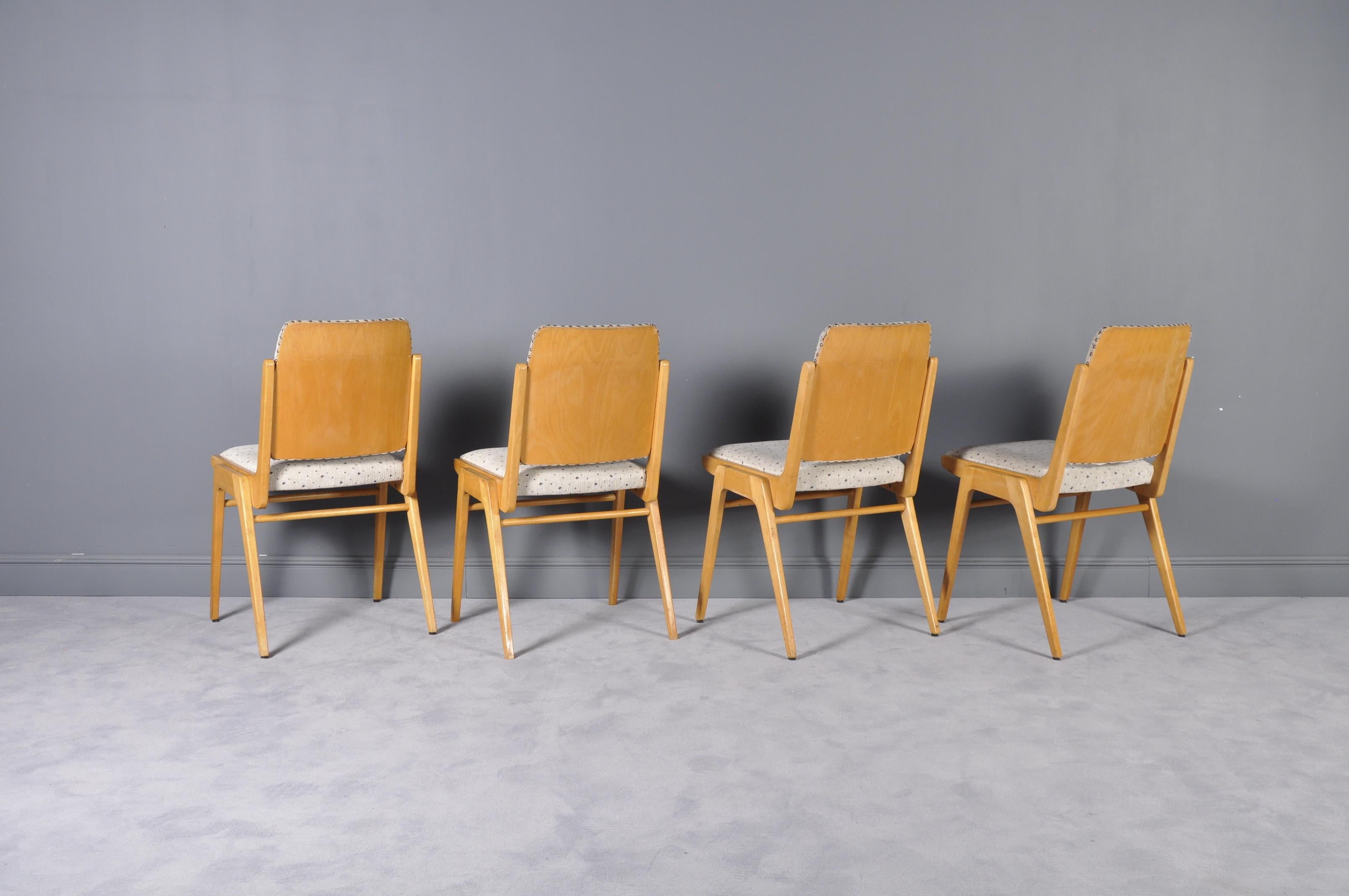 Mid-Century Modern Midcentury Beech Dining Chairs, Franz Schuster for Wiesner-Hager, Set of Four For Sale