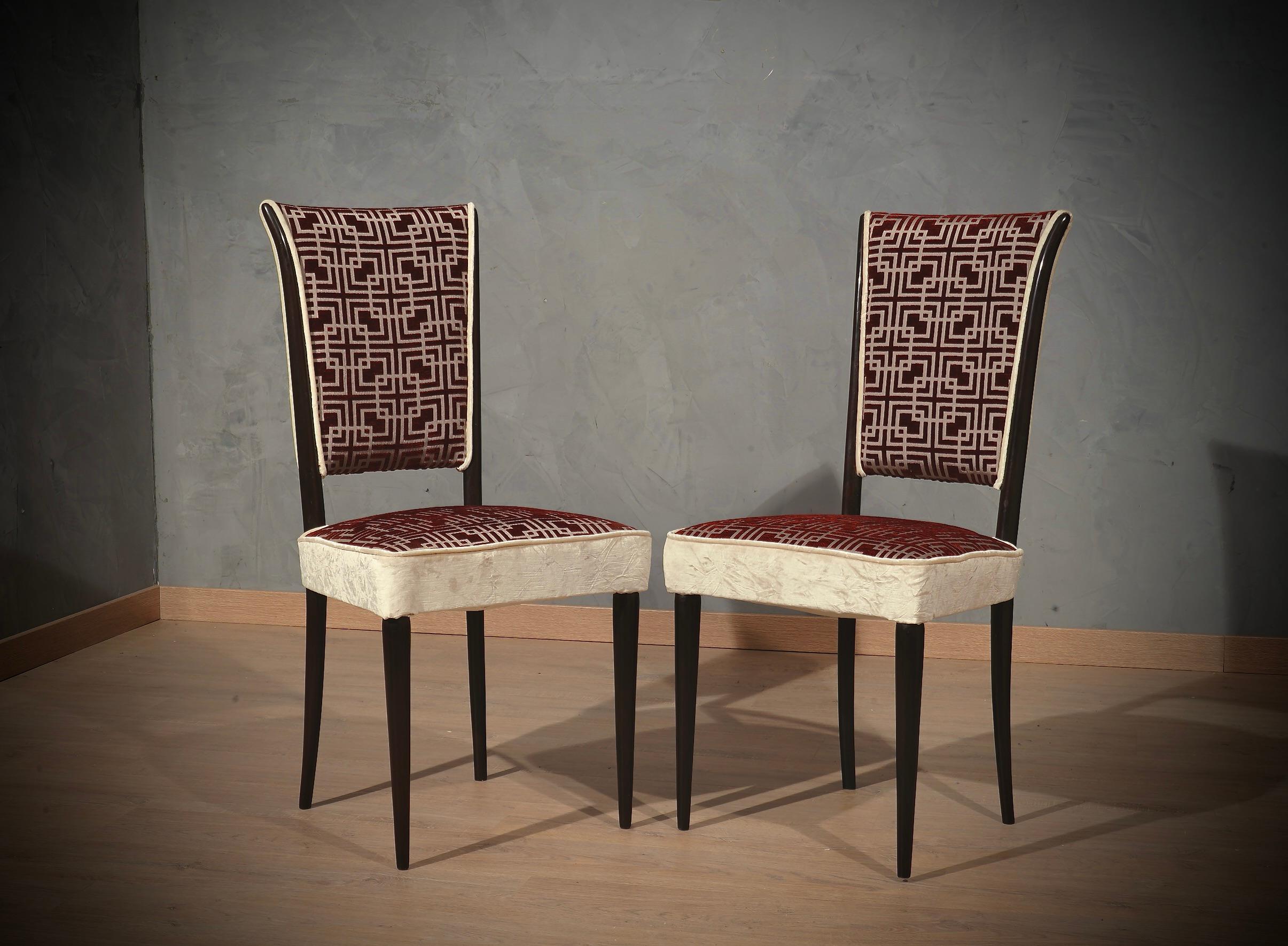 Midcentury Beech Wood White and Red Velvet Italian Chairs, 1950 For Sale 1