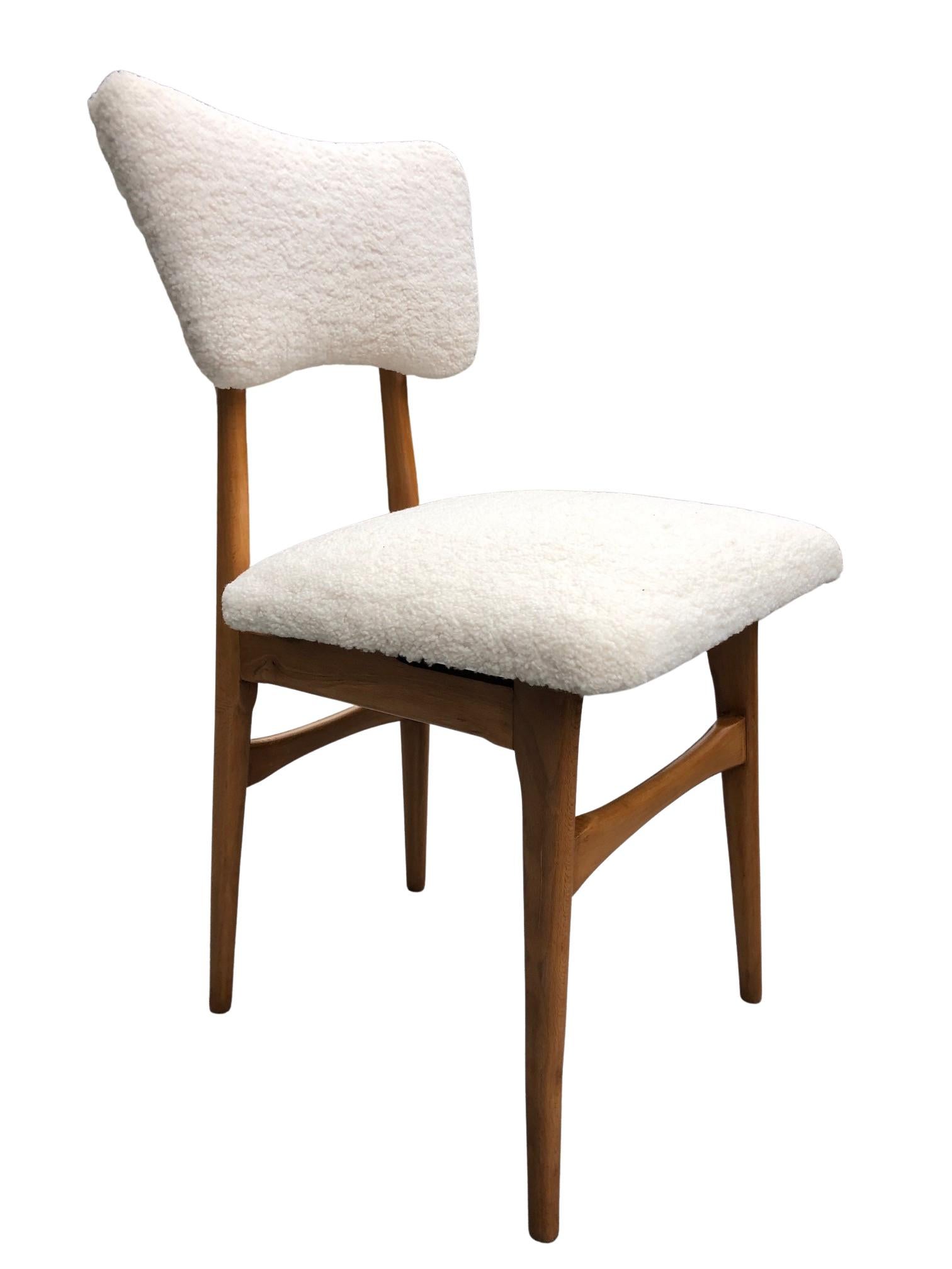 Midcentury Cream Bouclé and Wood Dining Chairs, Europe, 1960s, Set of Four For Sale 8