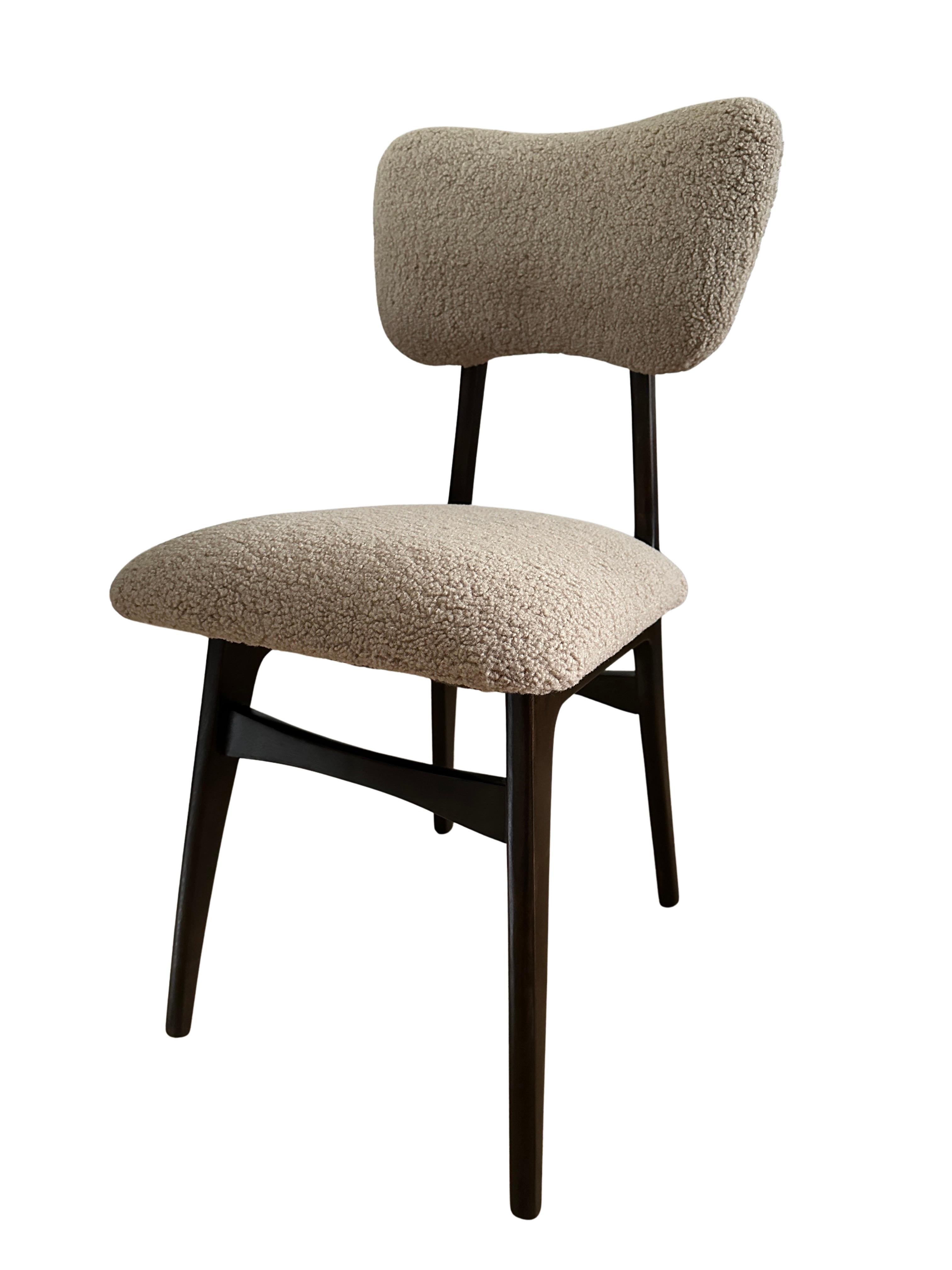 Chaises de salle à manger en bouclé beige et Wood Wood, Europe, années 1960, lot de six en vente 3