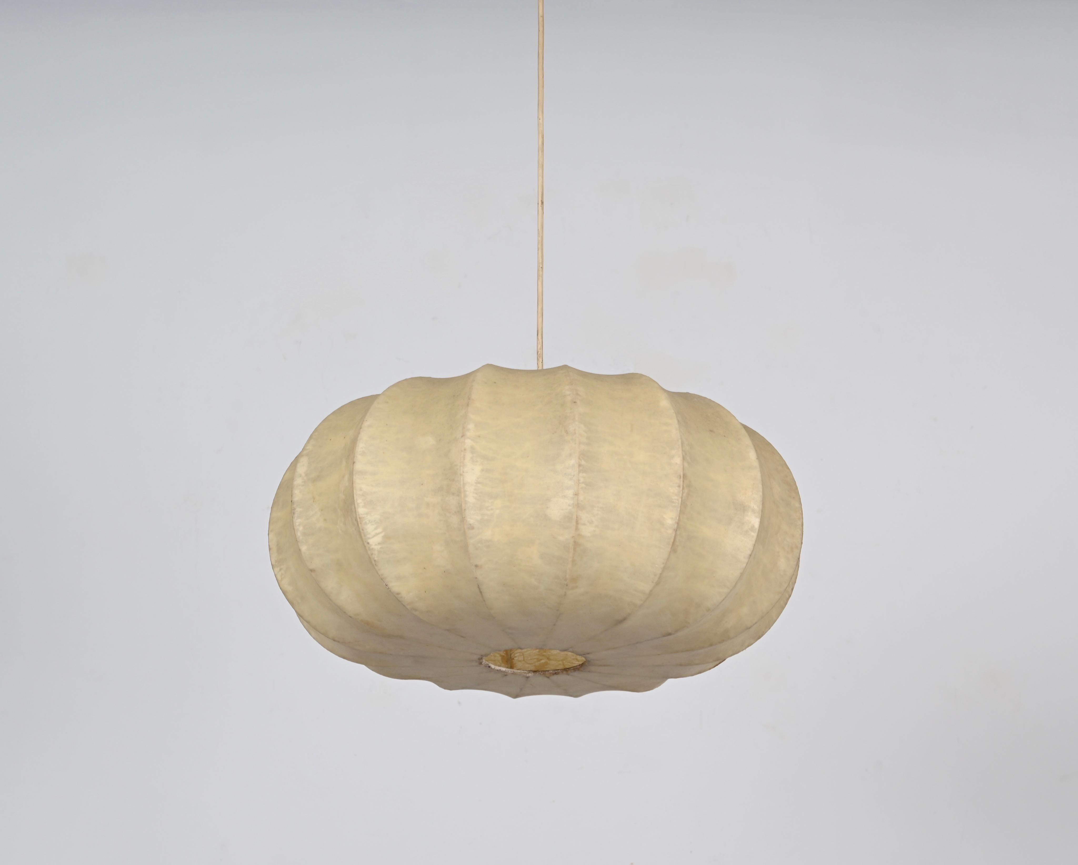 Hand-Crafted Midcentury Beige Cocoon Pendant Light by Castiglioni, Italy 1960s