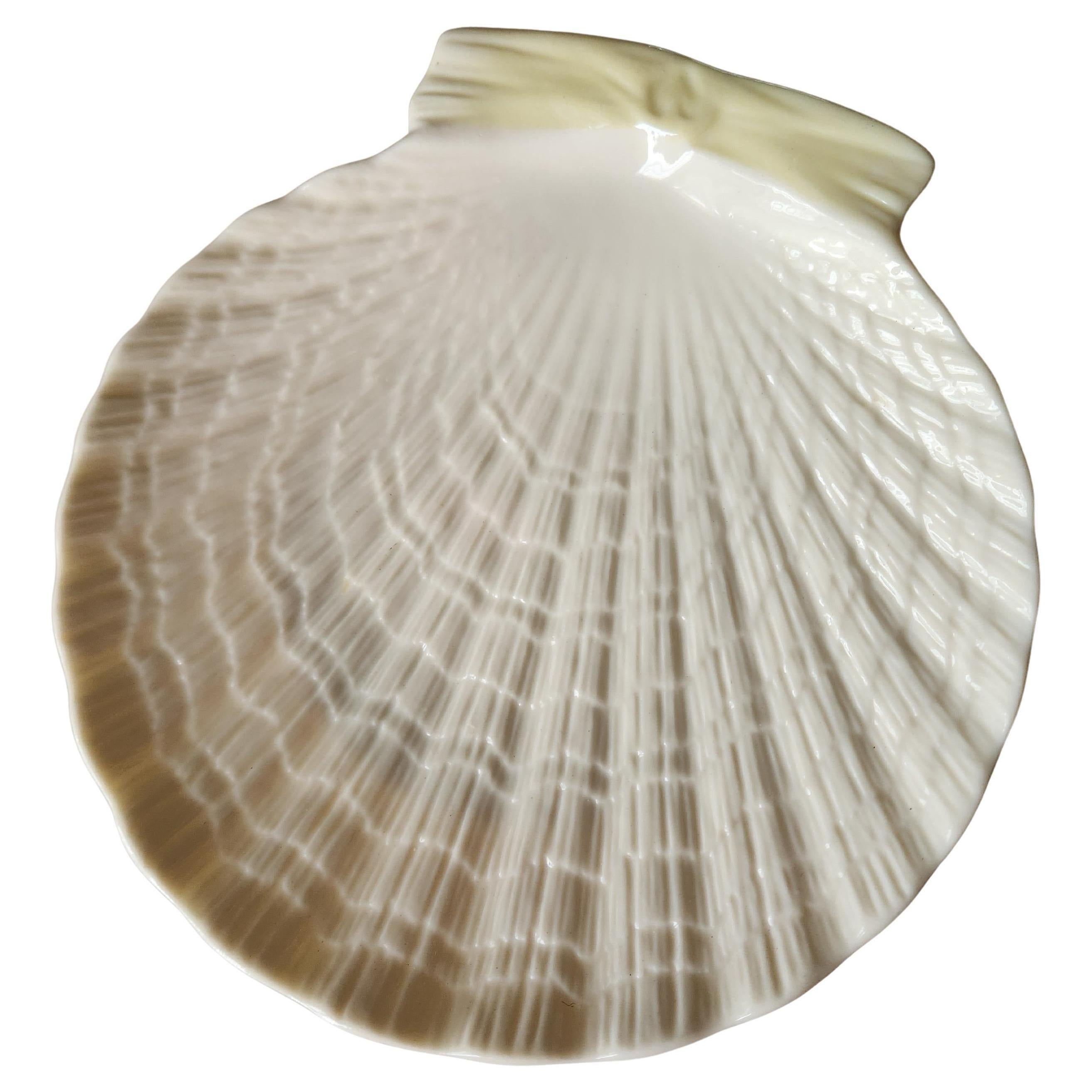 Midcentury Belleek Fine Irish China Porcelain Shell Serving Plate
8.5
maker stamped
Preowned vintage very good condition
Refer to images provided please