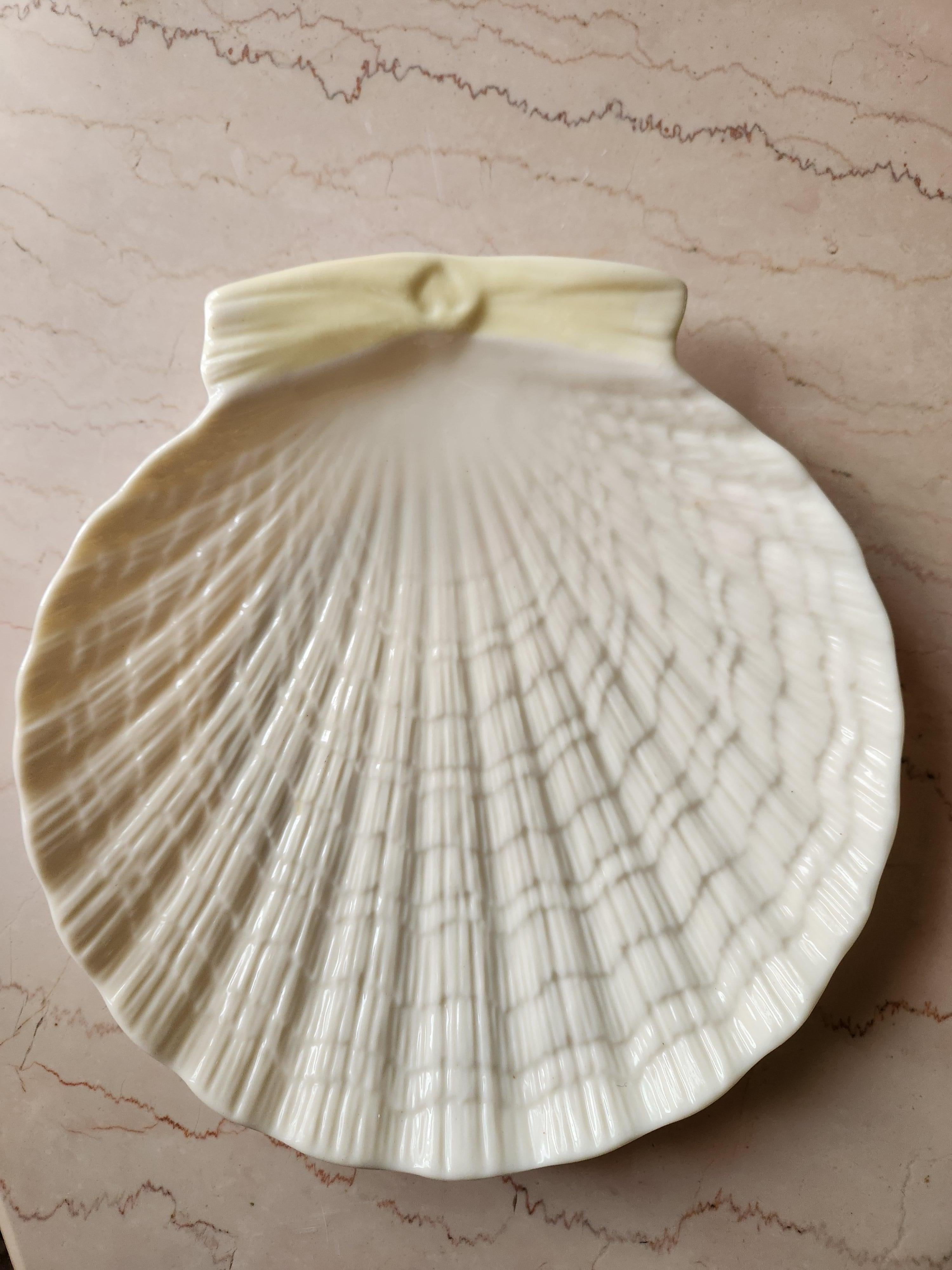 Midcentury Belleek Fine Irish China Porcelain Shell Serving Plate For Sale 6