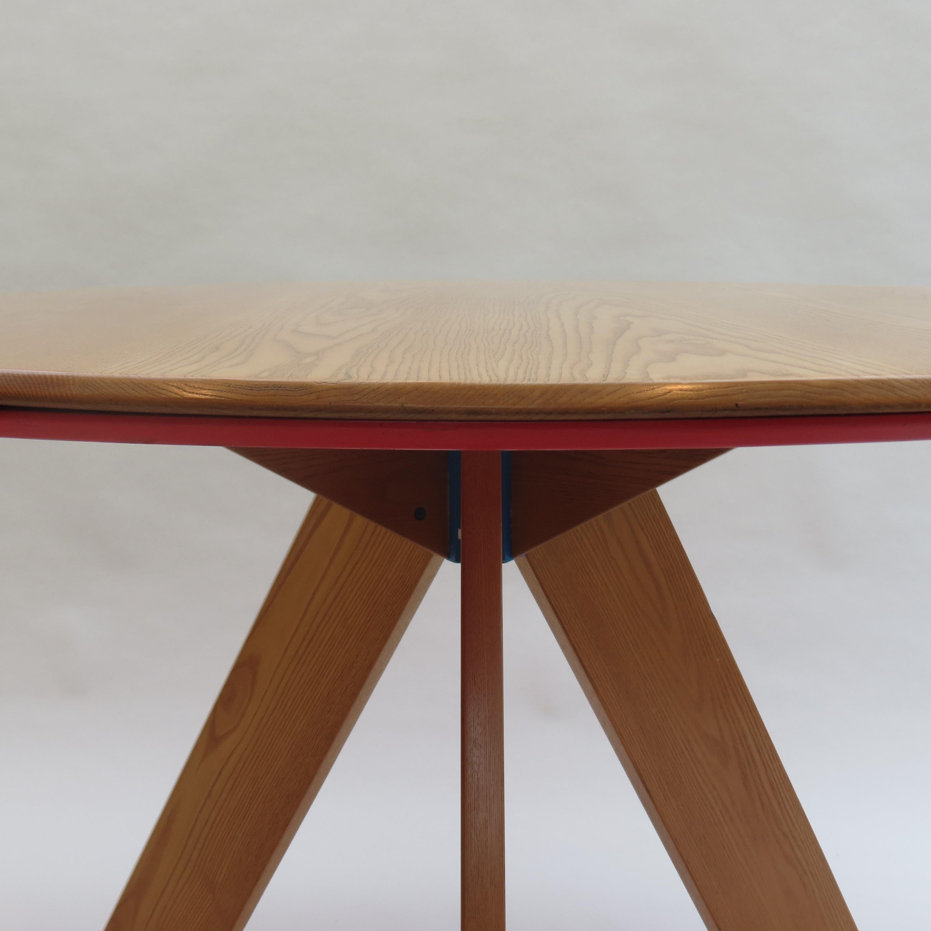 Midcentury Bespoke Circular Ash Dining Table by David Field 1980s with Red Blue 4