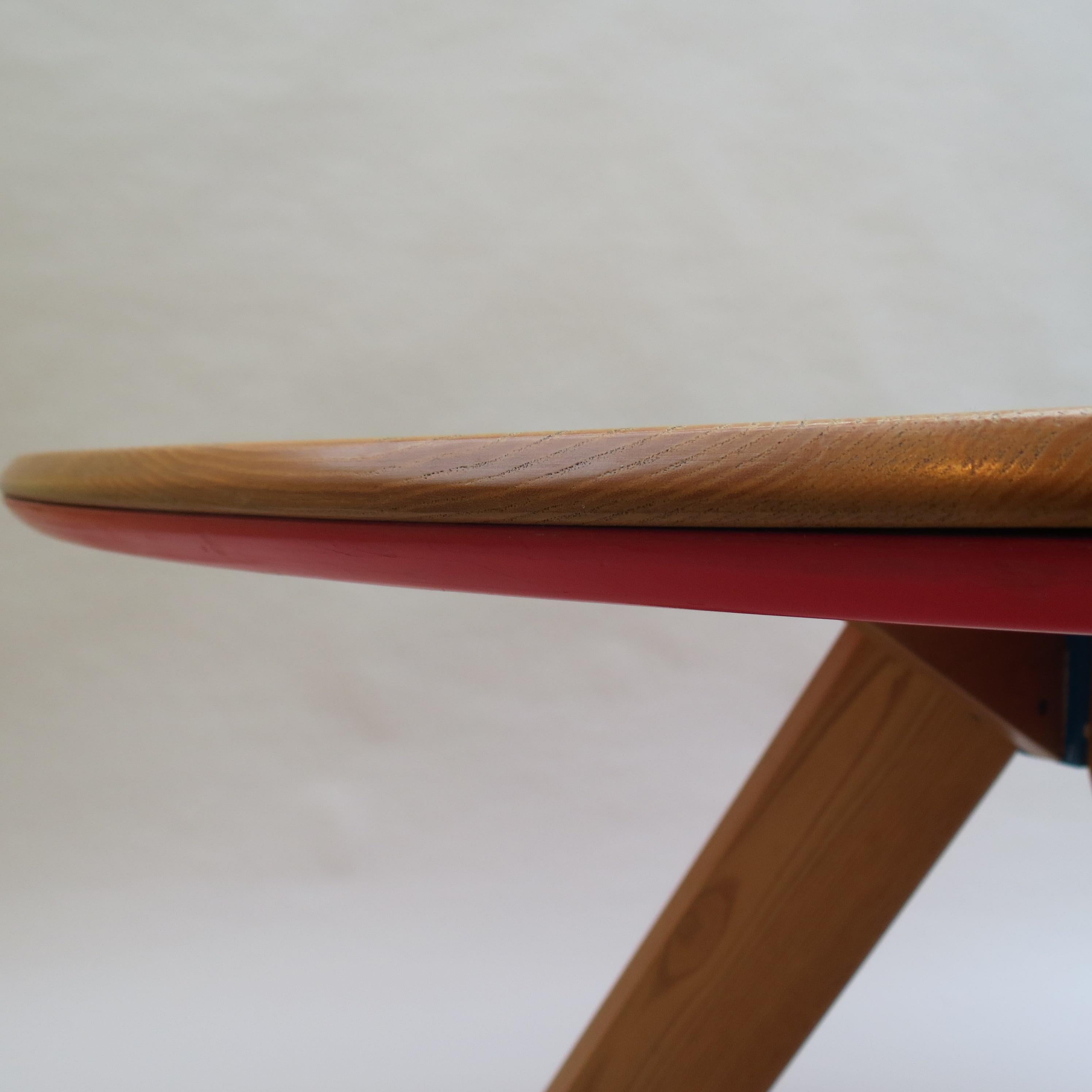 Ash Midcentury Bespoke Round Dining Table by David Field 1980s with Red and Blue Det