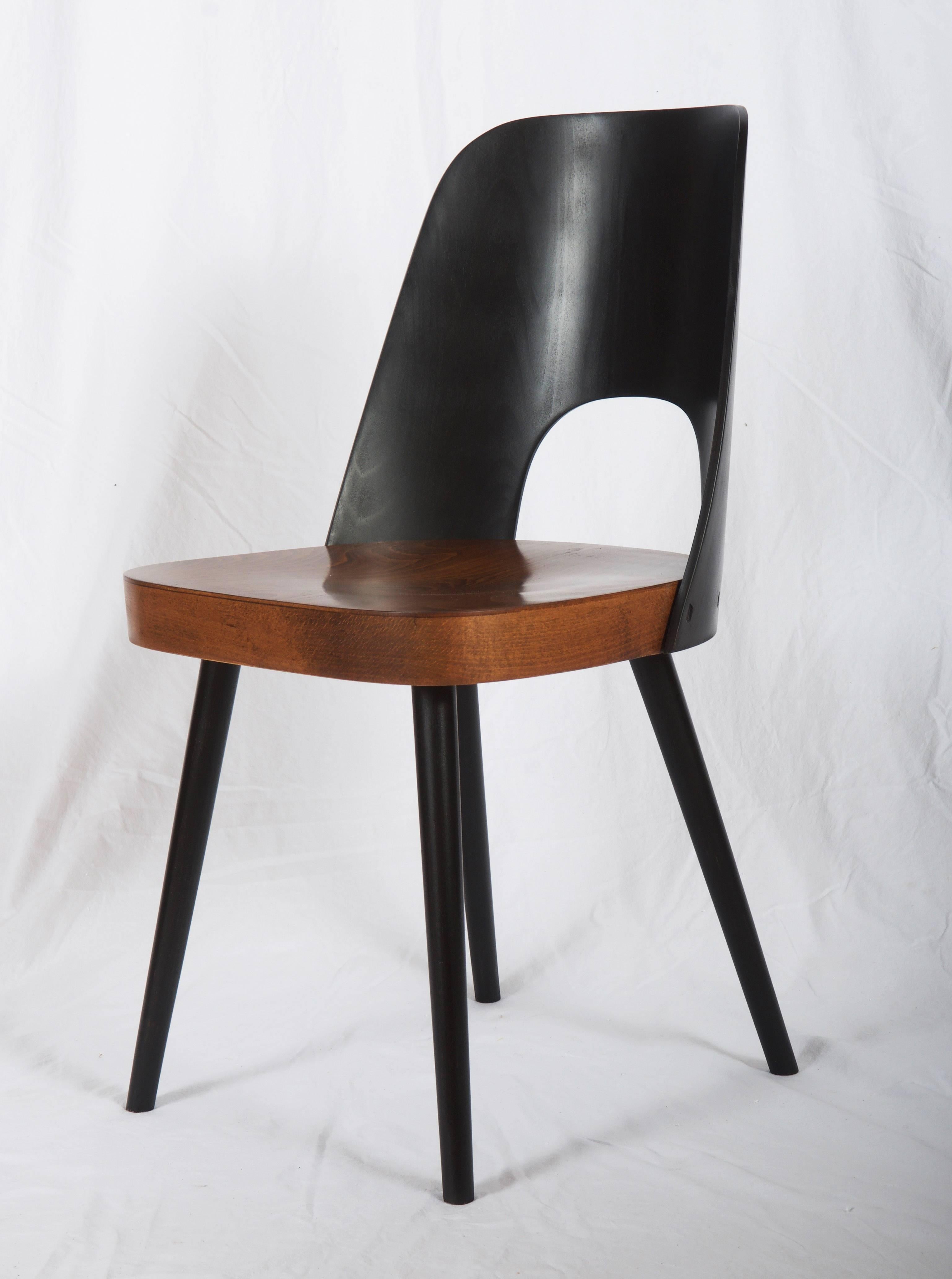 Austrian Midcentury Bicolored Dining Chairs by Oswald Haerdtl For Sale