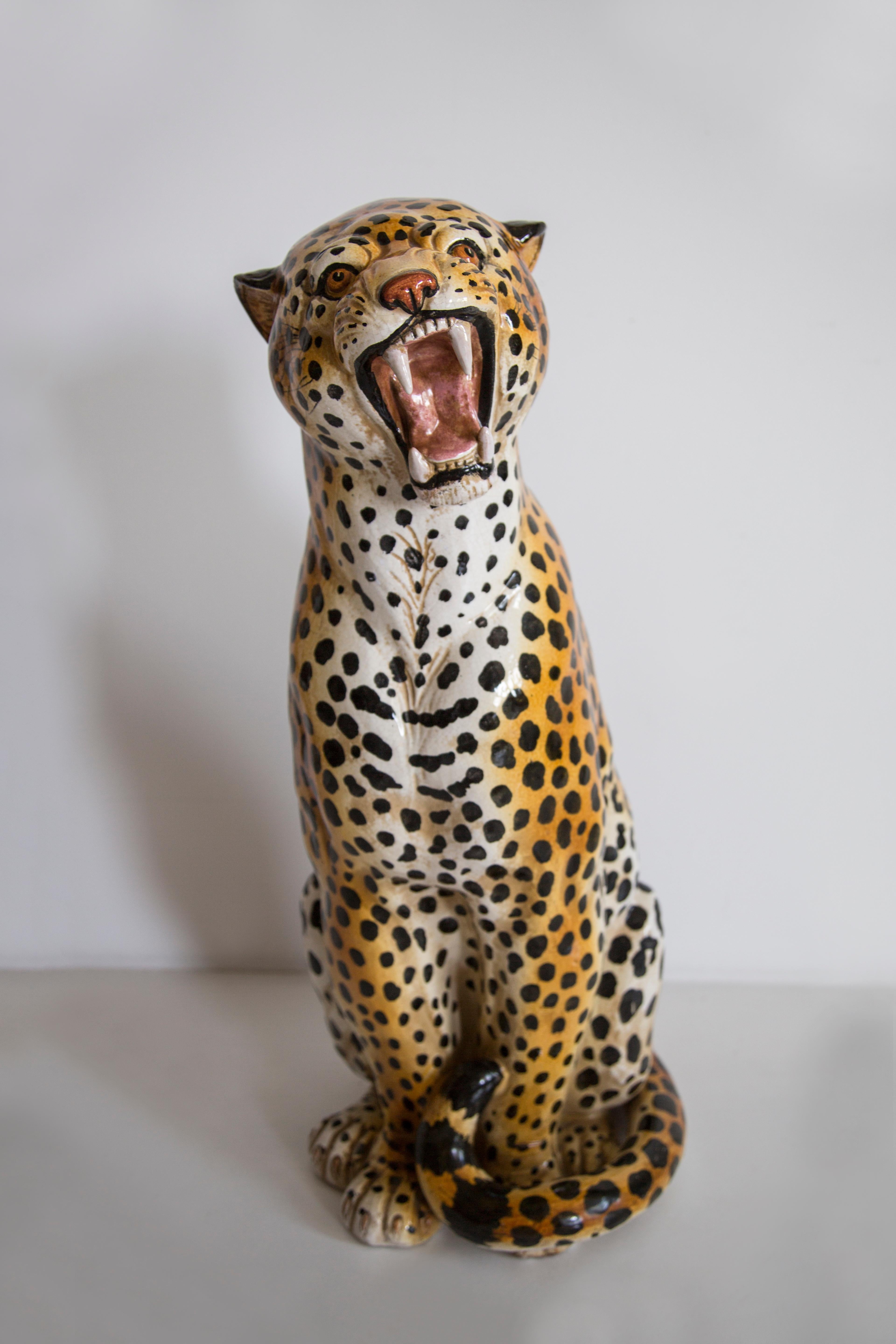 Scultura in ceramica dipinta a mano in terracotta Big Cheetah, Italia, 1960 in vendita 2