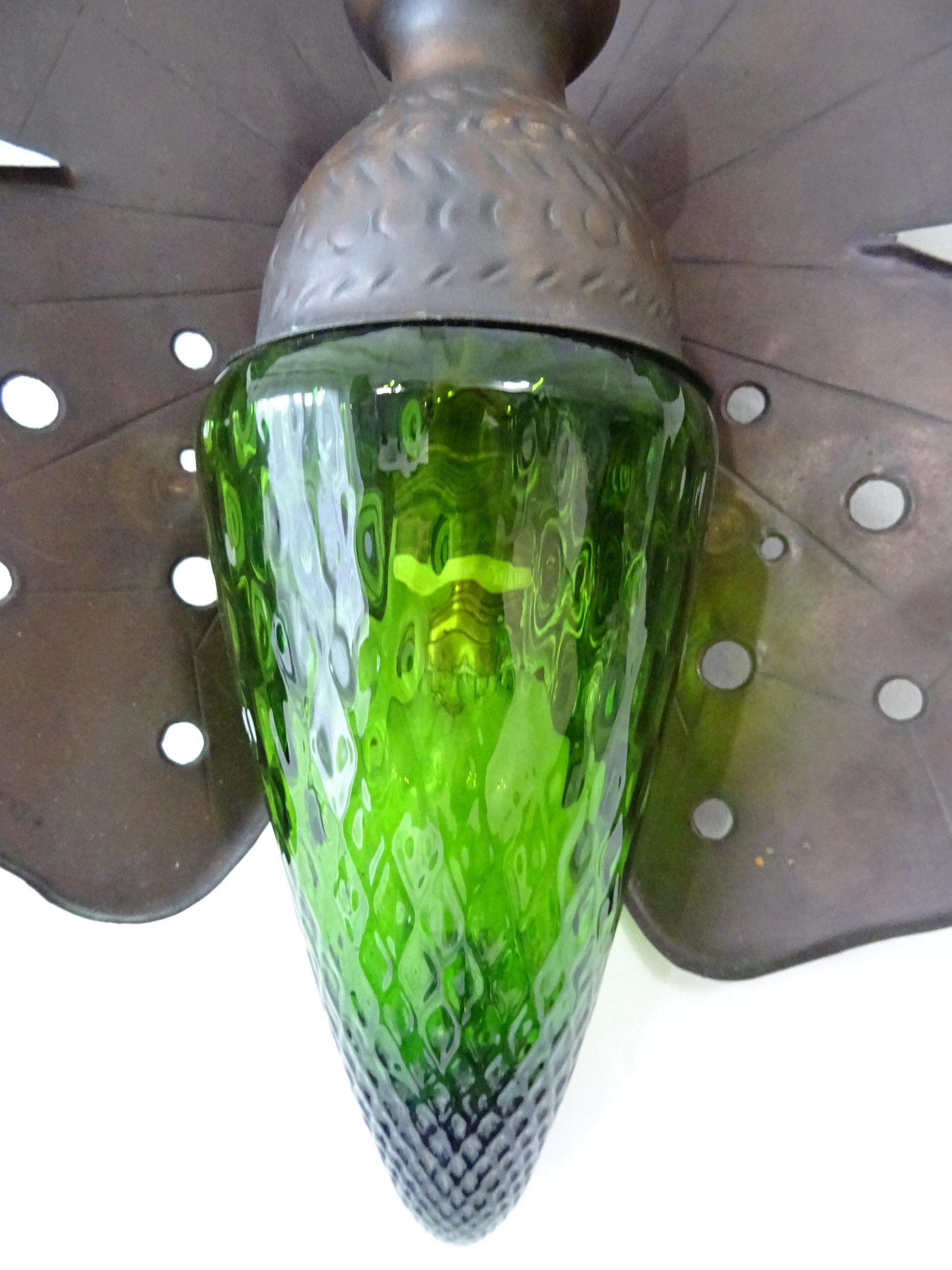 Mid-Century Big Italian Rare Butterfly Detailed Green Glass Body Sconce For Sale 1
