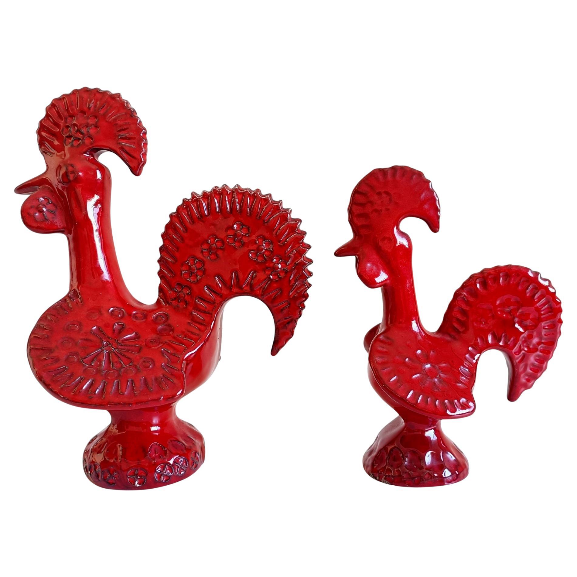 Coppia di galli rossi smaltati di Aldo Londi per Bitossi, Italia, anni '60

Una splendida coppia di galli in ceramica disegnati da Aldo Londi per Bitossi, realizzati a mano in Italia negli anni '60 circa. Rifinita con una vivace smaltatura rossa -