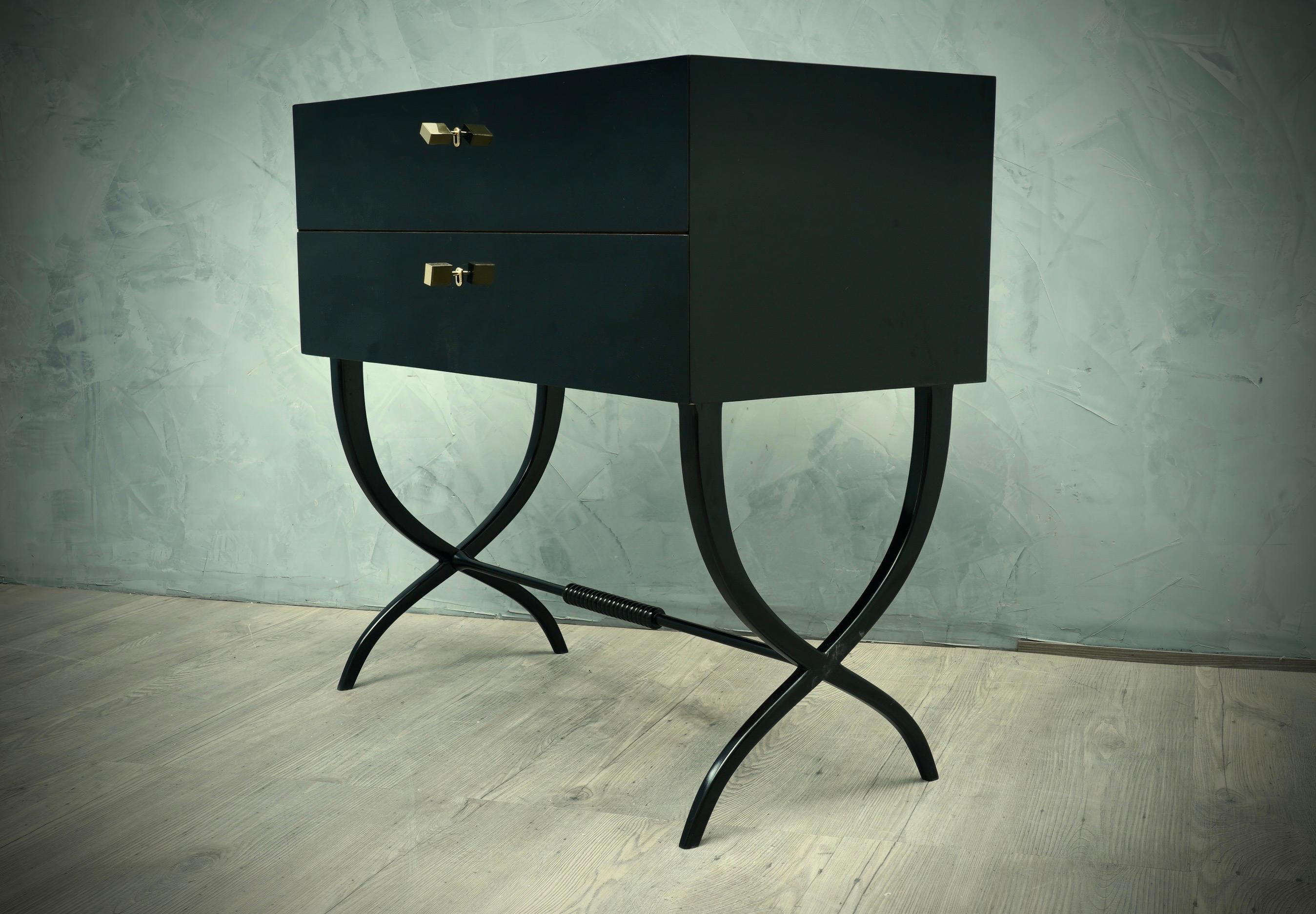 Midcentury Black and Brass Keys Commodes and Chest of Drawers, 1970 In Good Condition For Sale In Rome, IT