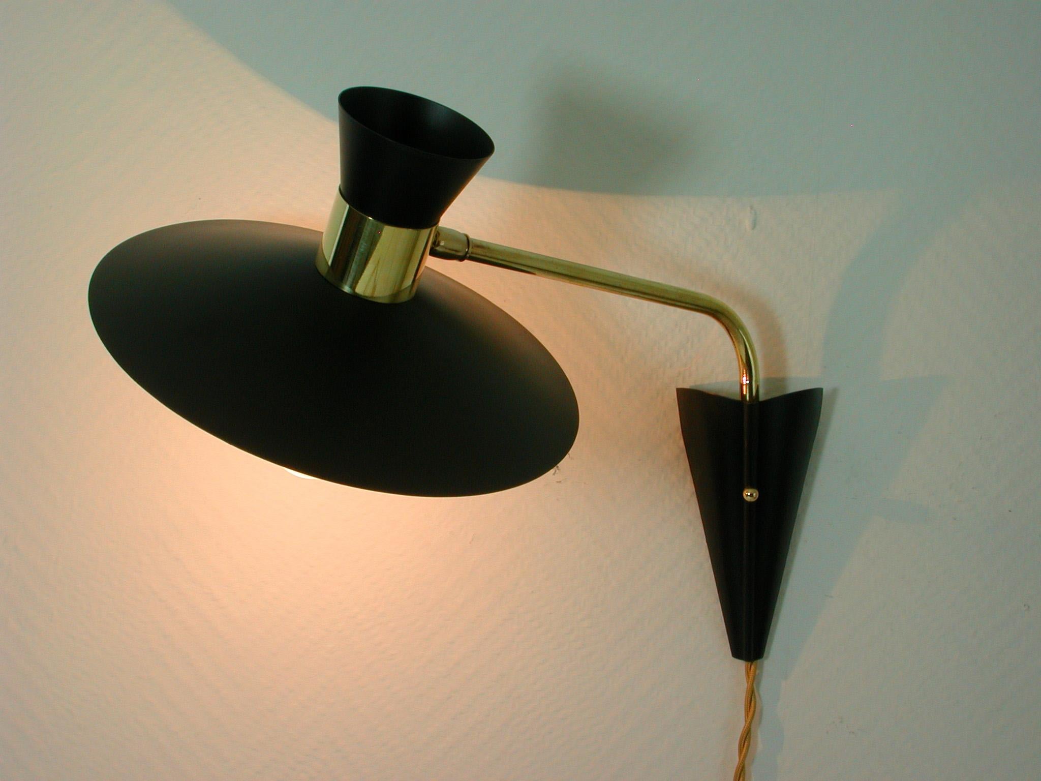 Midcentury Black and Brass Pierre Guariche Style Articulating Wall Light Sconce 3